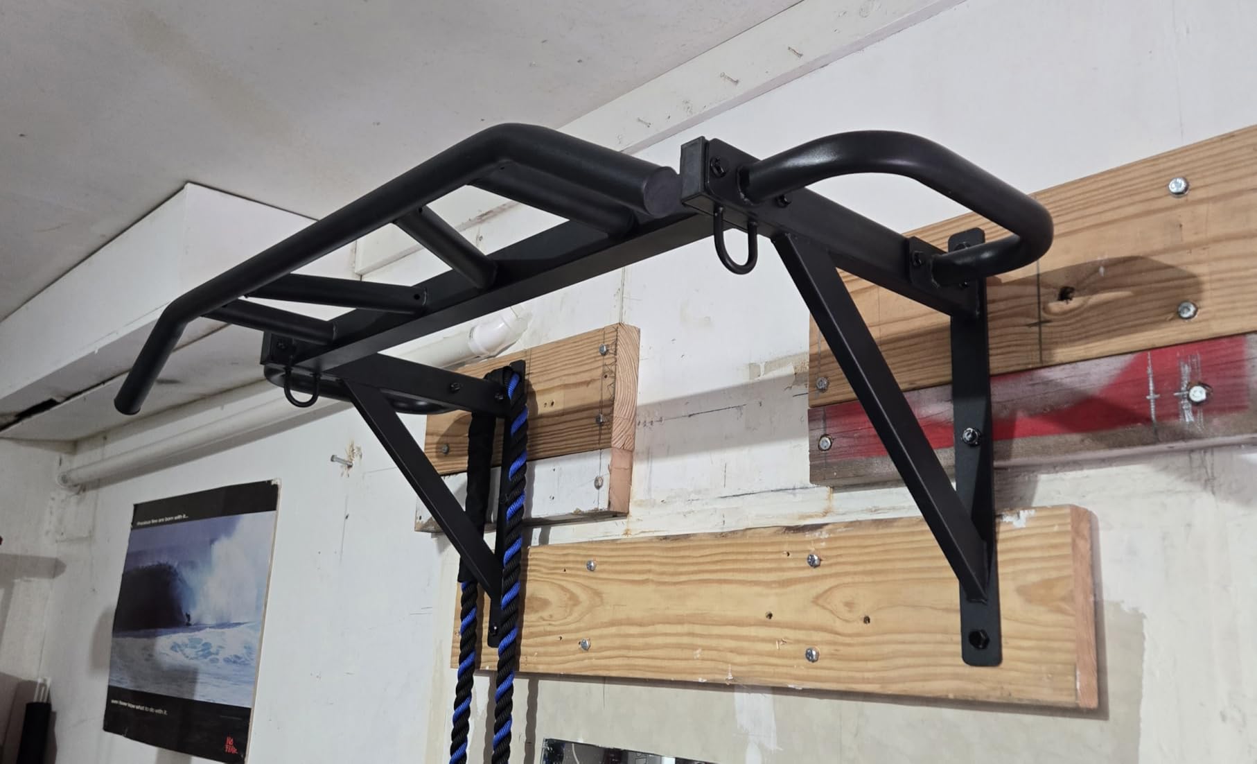 Jusgym Heavy Duty Pull Up Bar with 14 Grip Positions, Wall Mounted, 600 lbs | Strength Training Chin Up Bar, Home Gym/Outdoor Use, Joist Mounted, Reinforced Thick Metal Frame, Supports Full-Body Workouts customer photo 1