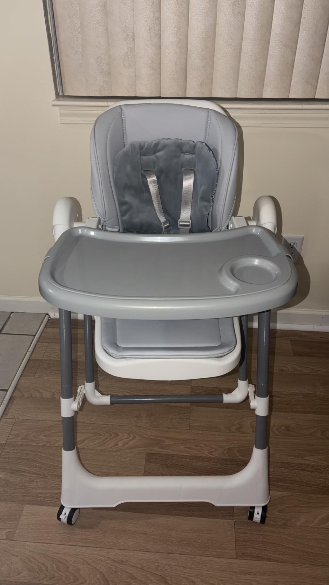 Foldable High Chairs for Babies and Toddlers Convert to Baby Rocker | Convertible with Reclining Seat & Leg Rest, 3-in-1 with Tool-Free Assembly customer photo 1