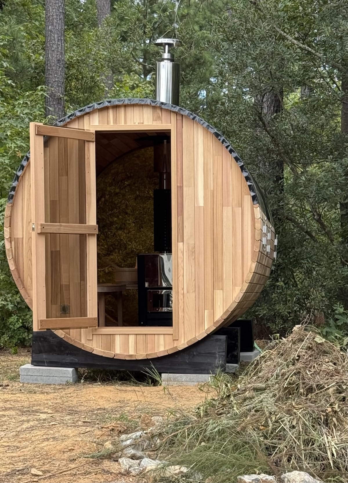 Barrel Steam Sauna Room with Panoramic View, Canadian Red Cedar Outdoor Sauna with Wood Shingle Roof, Wood-Fired Stove, 8 Person, 8mm Tempered Glass customer photo 1