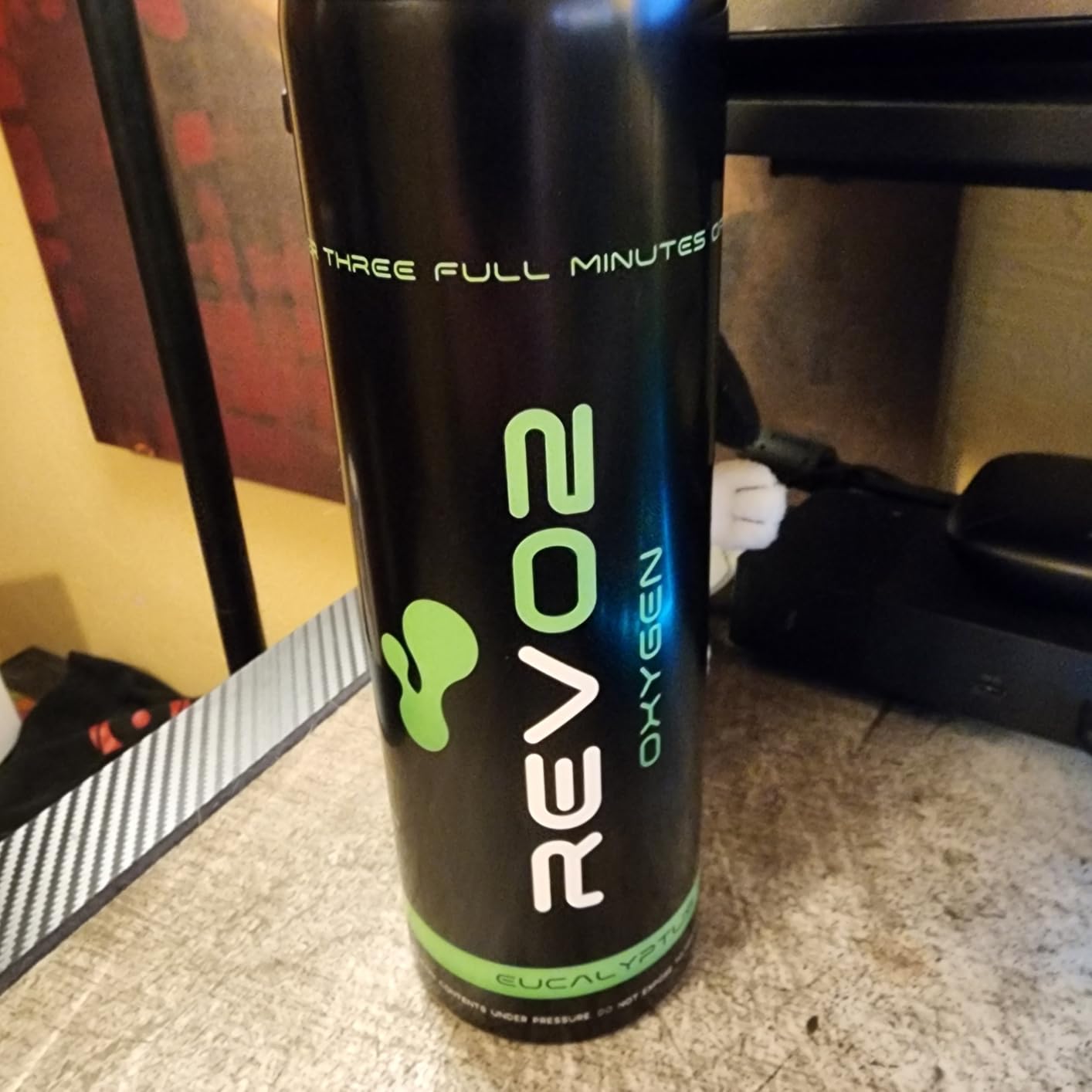 Oxygen Can | 98% Pure Portable Oxygen for Athletes, Recovery & Altitude Relief | 10L Canister with Zero-Leak Mouthpiece & Trigger Lock | Natural Energy Boost for Sports & Travel - Peppermint 2 Pack customer photo 2