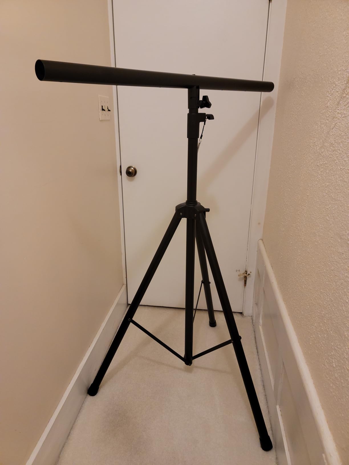 DJ Lights Stand with Round T Bar, Heavy Duty Par Can Tripod for 7 Lights Stage Light Stand Adjustable Height 55-100 Inch, DJ Lighting customer photo 1