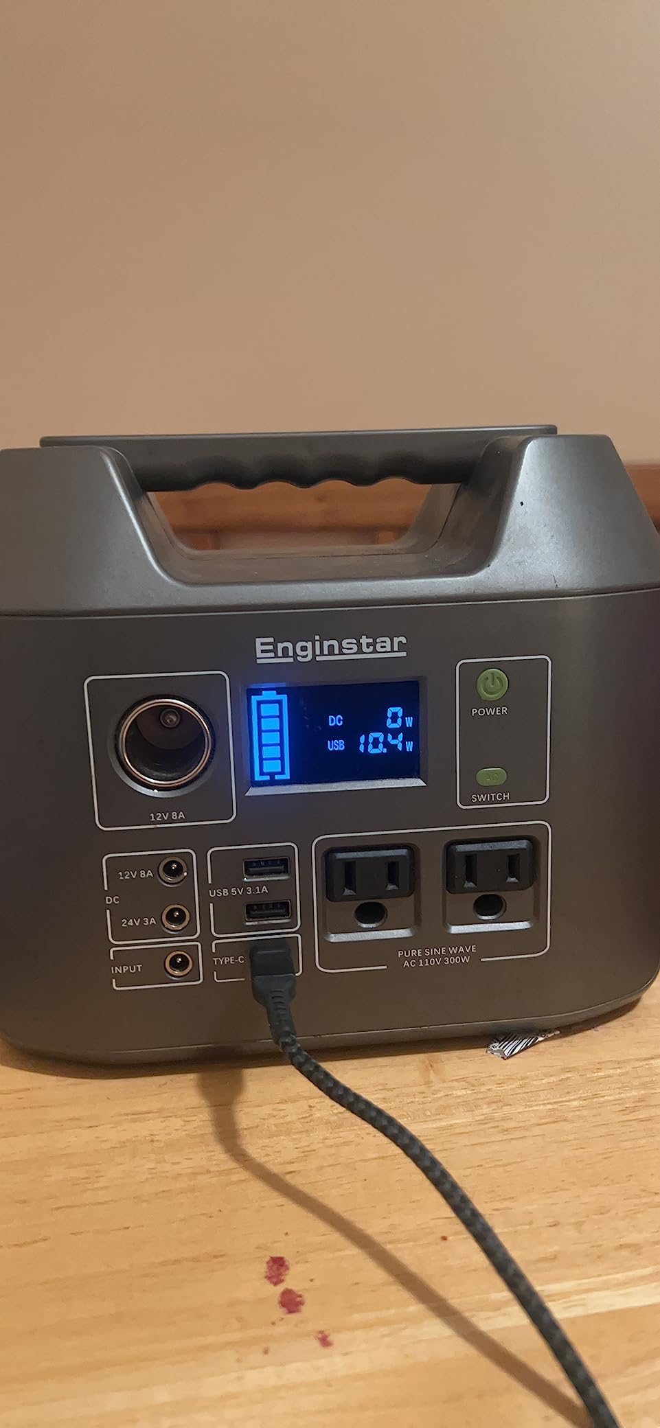 EnginStar Portable Power Station 300W 296Wh Solar Generator customer photo 1