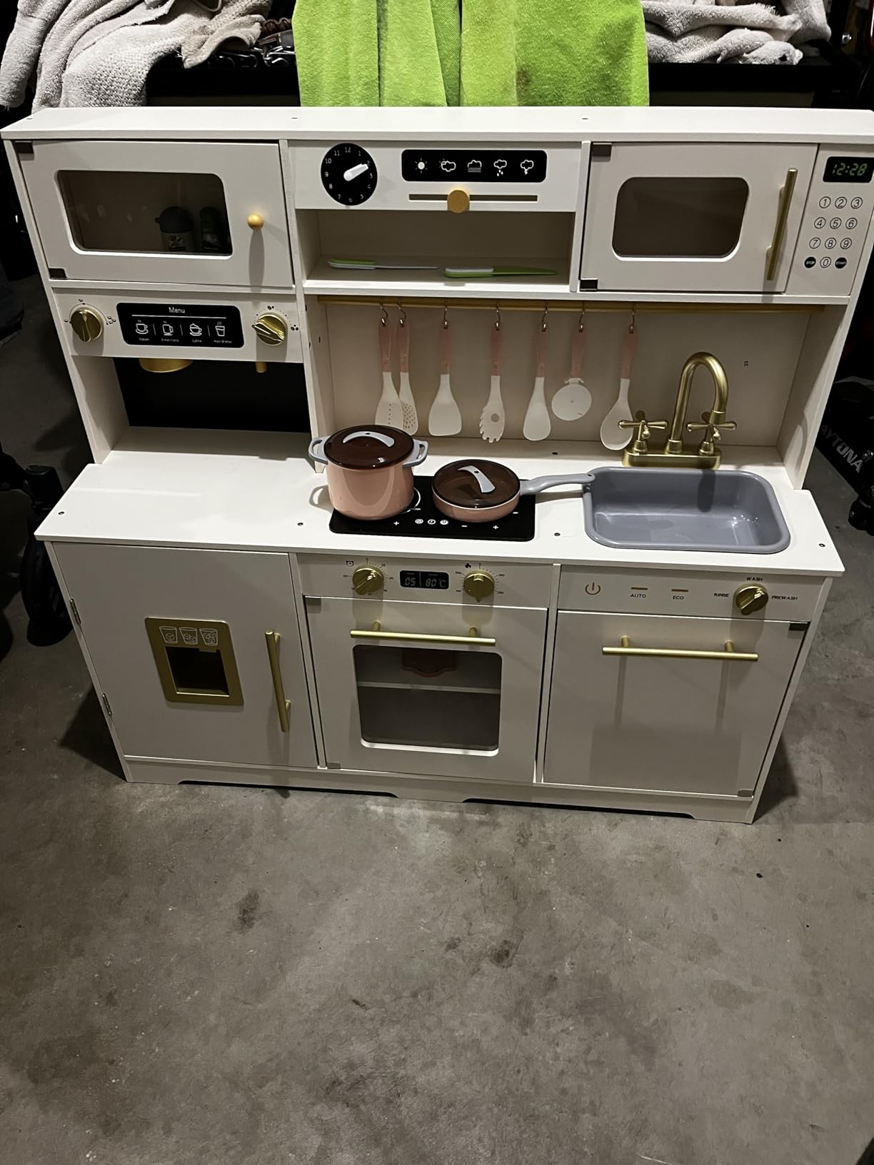 Kids Play Kitchen, Large Wooden Toy Kitchen Set with 41Pcs Food & Cookware | Large Play Kitchen with Accessories, Ice Maker, Coffee Machine, Microwave, Oven and Sink for Realistic Pretend Ages 3-8 customer photo 1