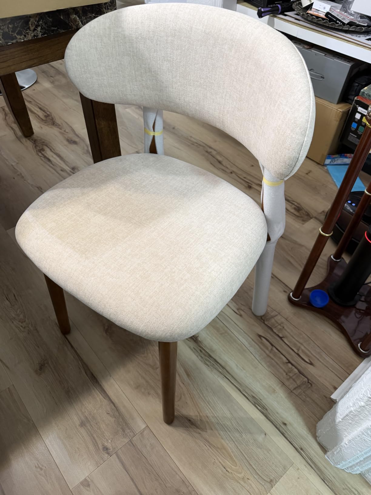 Farmhouse Dining Chairs Set of 4, Mid Century Modern Fabric Upholstered Kitchen Chairs, Wooden Dining Room Chair with Curved Back for Kitchen Dining Room Restaurant Cafe, Light Camel (Only Chairs) customer photo 1