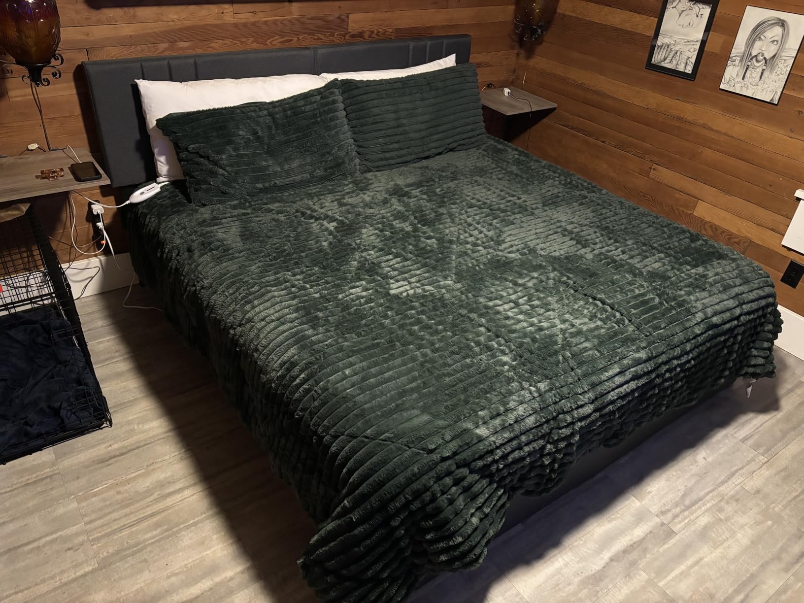 Zinus Billie Platform Bed Frame, Four Underbed Storage Drawers, King | Height Adjustable Headboard, Upholstered Style, Durable Construction, Secure Locking Drawers, No Box Spring Required customer photo 2