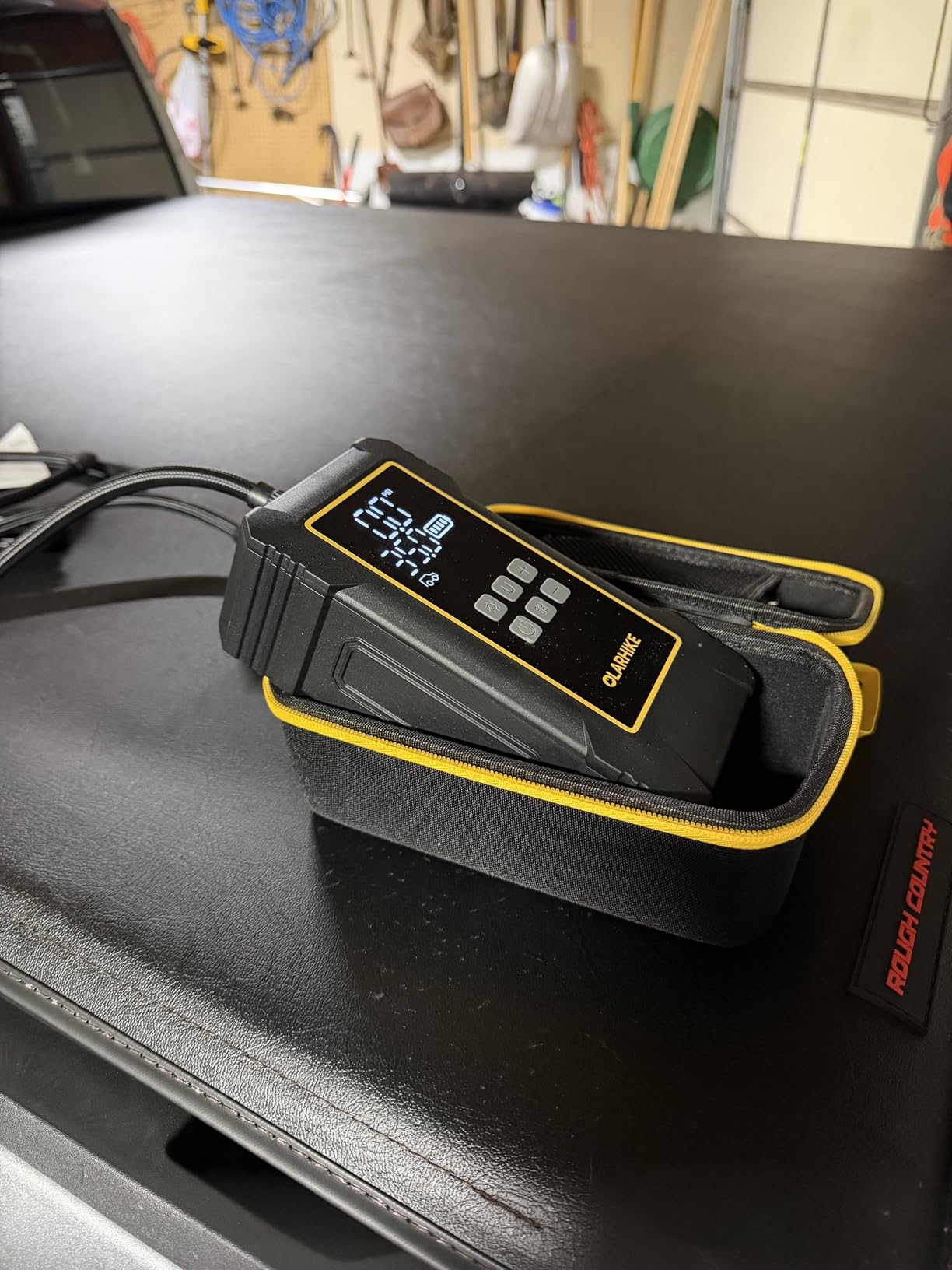OlarHike 12000mAh Heavy Duty Tire Inflator Portable Air Compressor customer photo 1