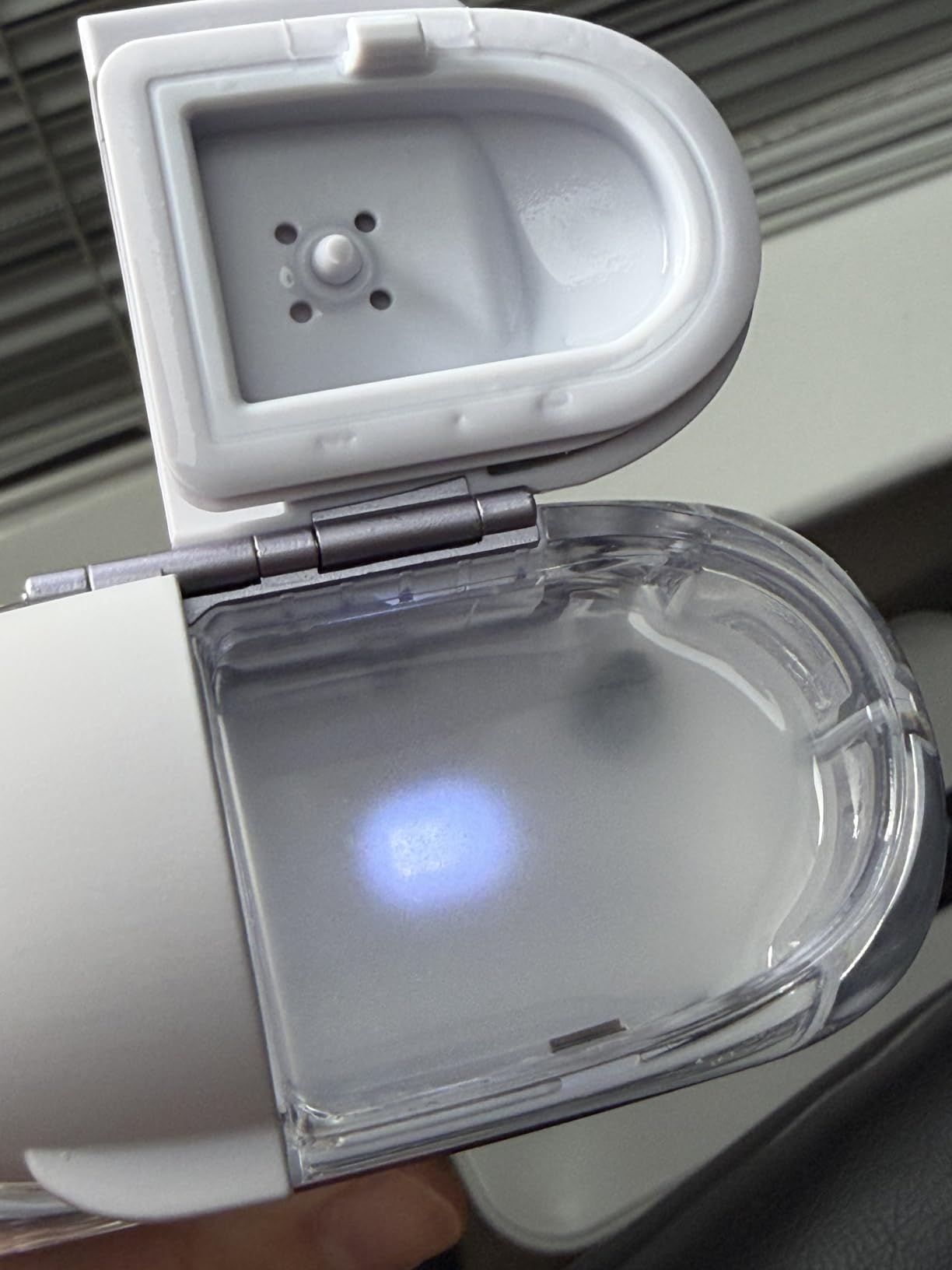 Shark FacialPro Glow + DePuffi 2-in-1 Facial & Contrast Therapy, FH320PL | Hydro-Powered Facial System + DePuffi Hot & Cold Therapy, Clinically Tested to Exfoliate, Hydrate & Depuff in 10 Minutes customer photo 2