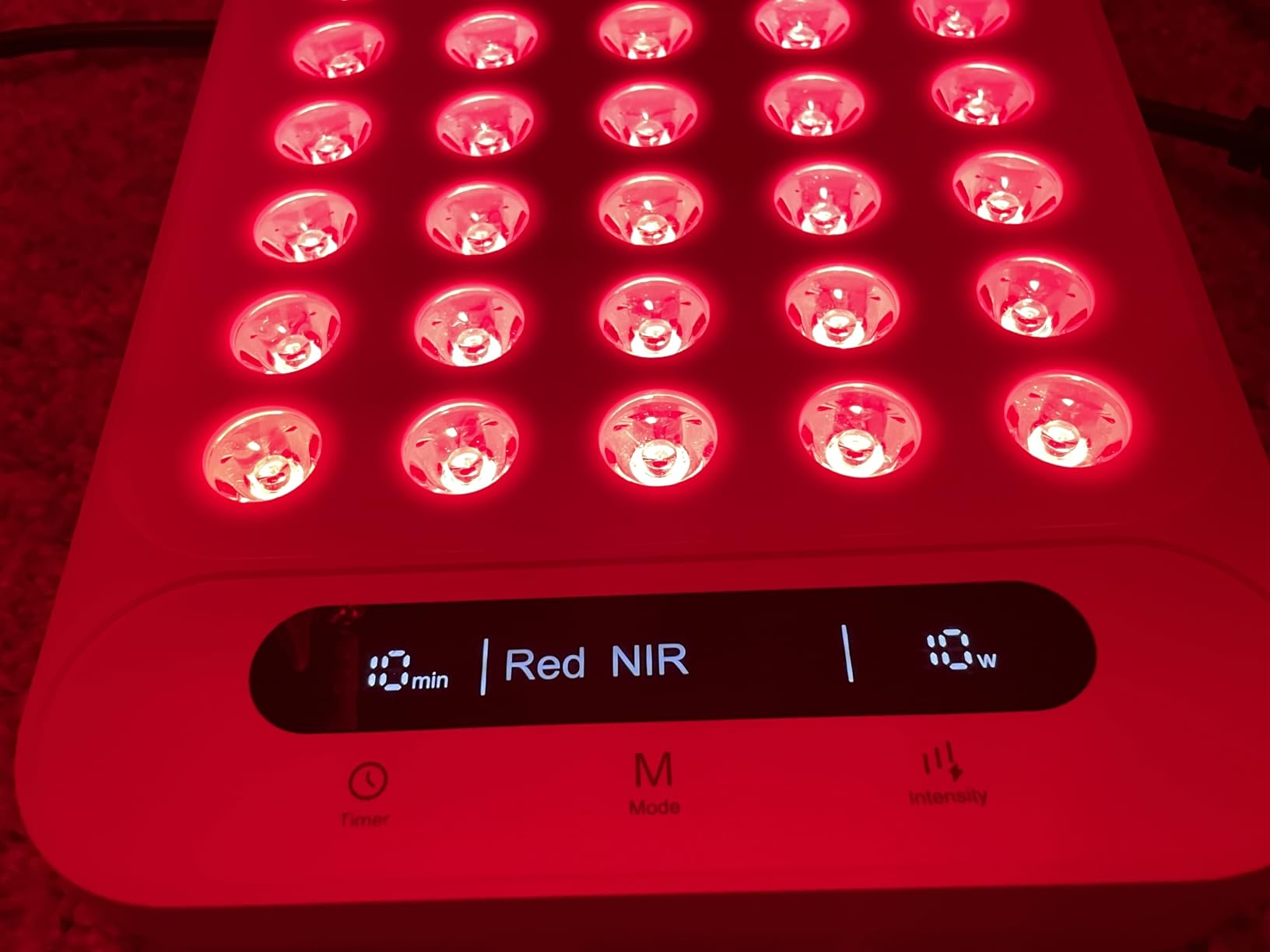 Comfytemp 55W Red Light Therapy for Face & Body, Near Infrared Light Panel with Adjustable Stand, Dual-Chip 40 LEDs, 4 Modes Small Portable Panel with Timer for Travel Home, 660nm & 850nm customer photo 1