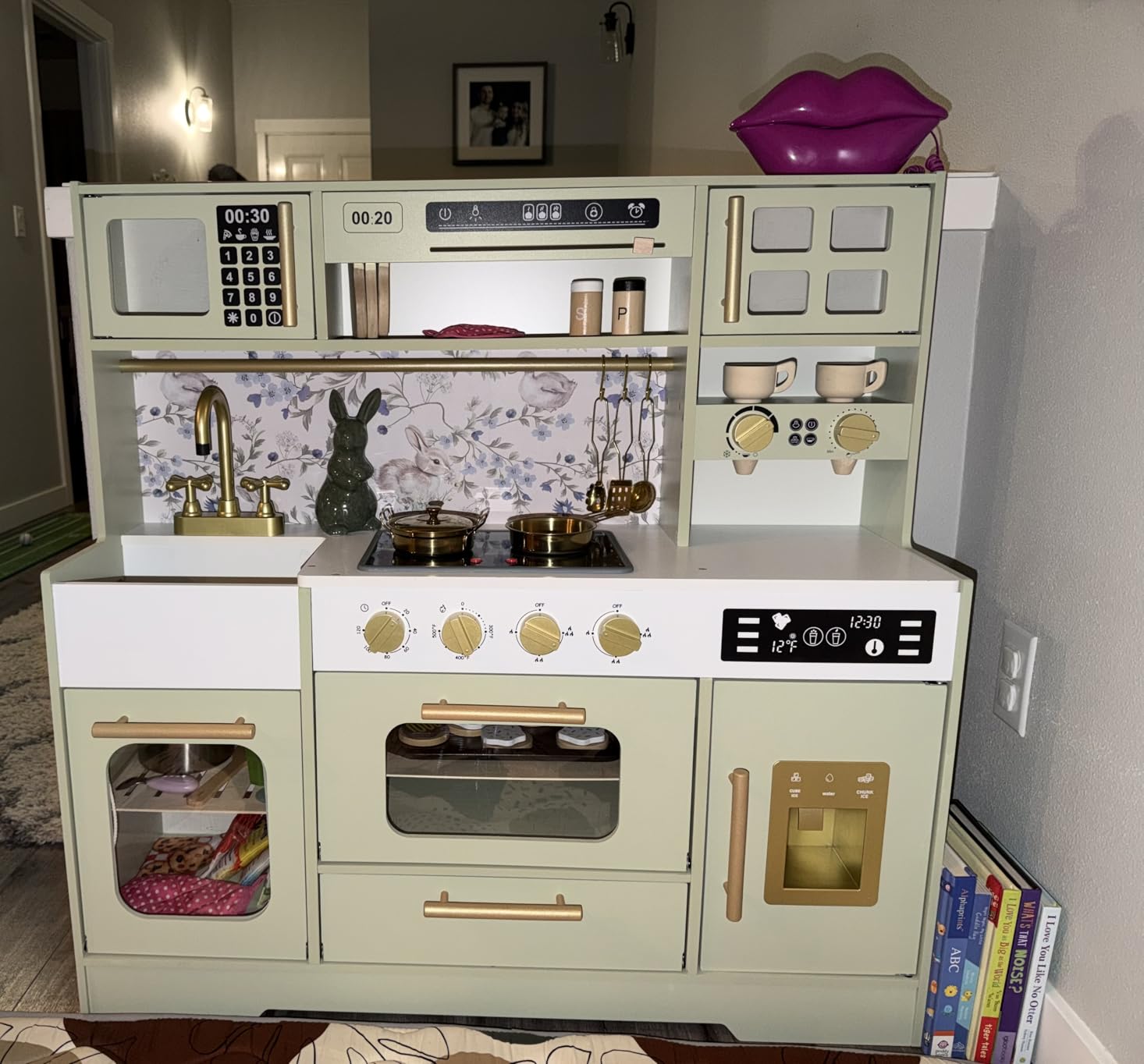 Kids Wooden Play Kitchen Set - Realistic Pretend Play Kitchen with Stove, Sink, Coffee Maker, Ice Maker & 15 Fun Accessories | Montessori-Inspired Toy Kitchen for Toddlers Ages 3+ customer photo 1
