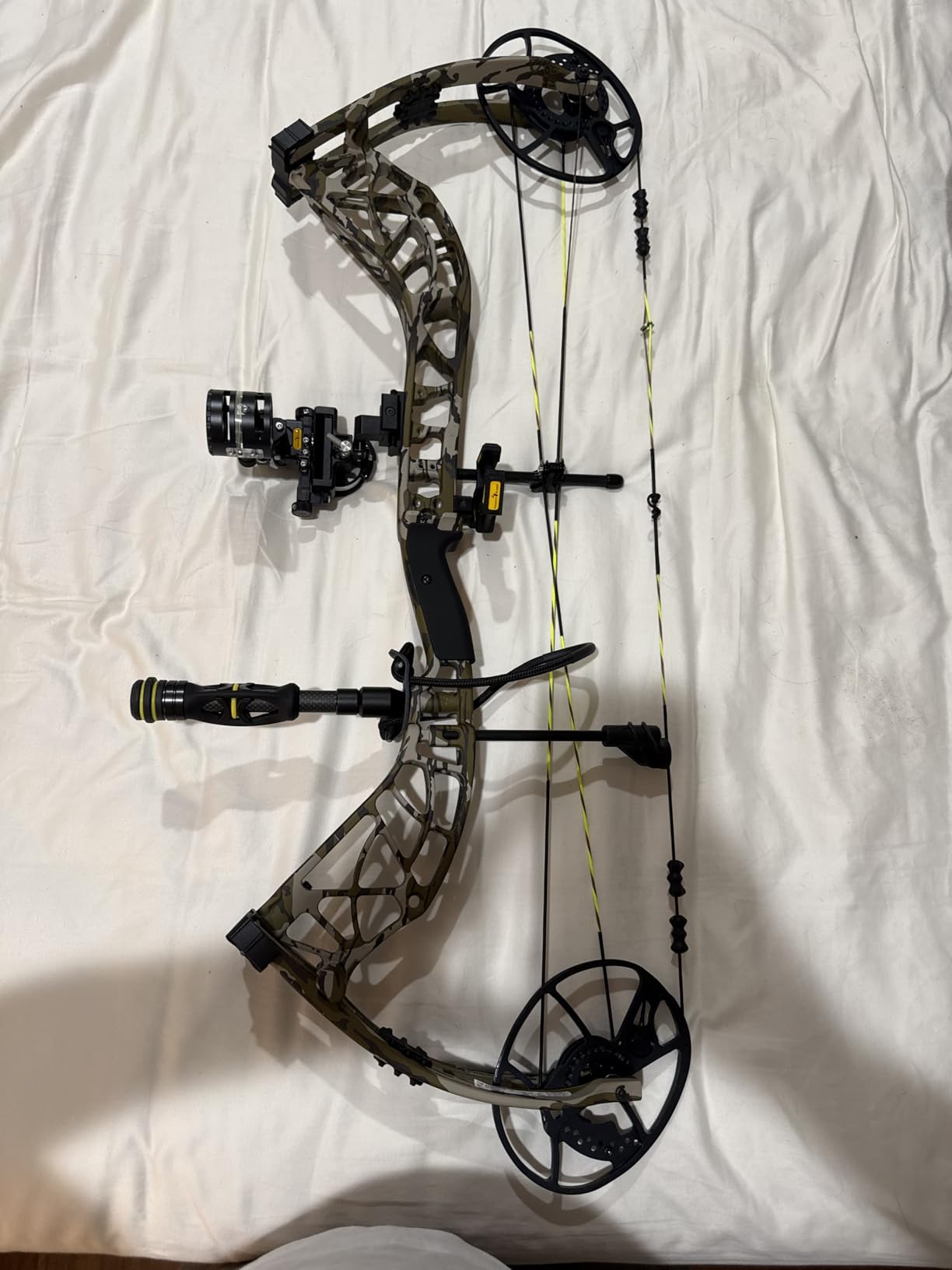 Bear Archery Adapt 2 HP RTH+, The Hunting Public Collaboration, Right-Handed, DHC Hybrid Cam, 27-32 Draw Length, 55-70lbs Draw Weight, Trophy Ridge Ready-to-Hunt Plus Package, Mossy Oak Bottomland customer photo 1