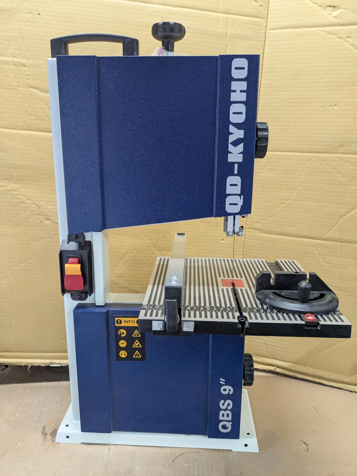 Band Saw, Portable 9-Inch Bandsaw for Woodworking, 2526 FPM Benchtop, 1/3 HP, 120 V 2.5-Amp Motor, Cast-Aluminum Worktable with Scale, Steel Bandsaws with Miter Gauge customer photo 1