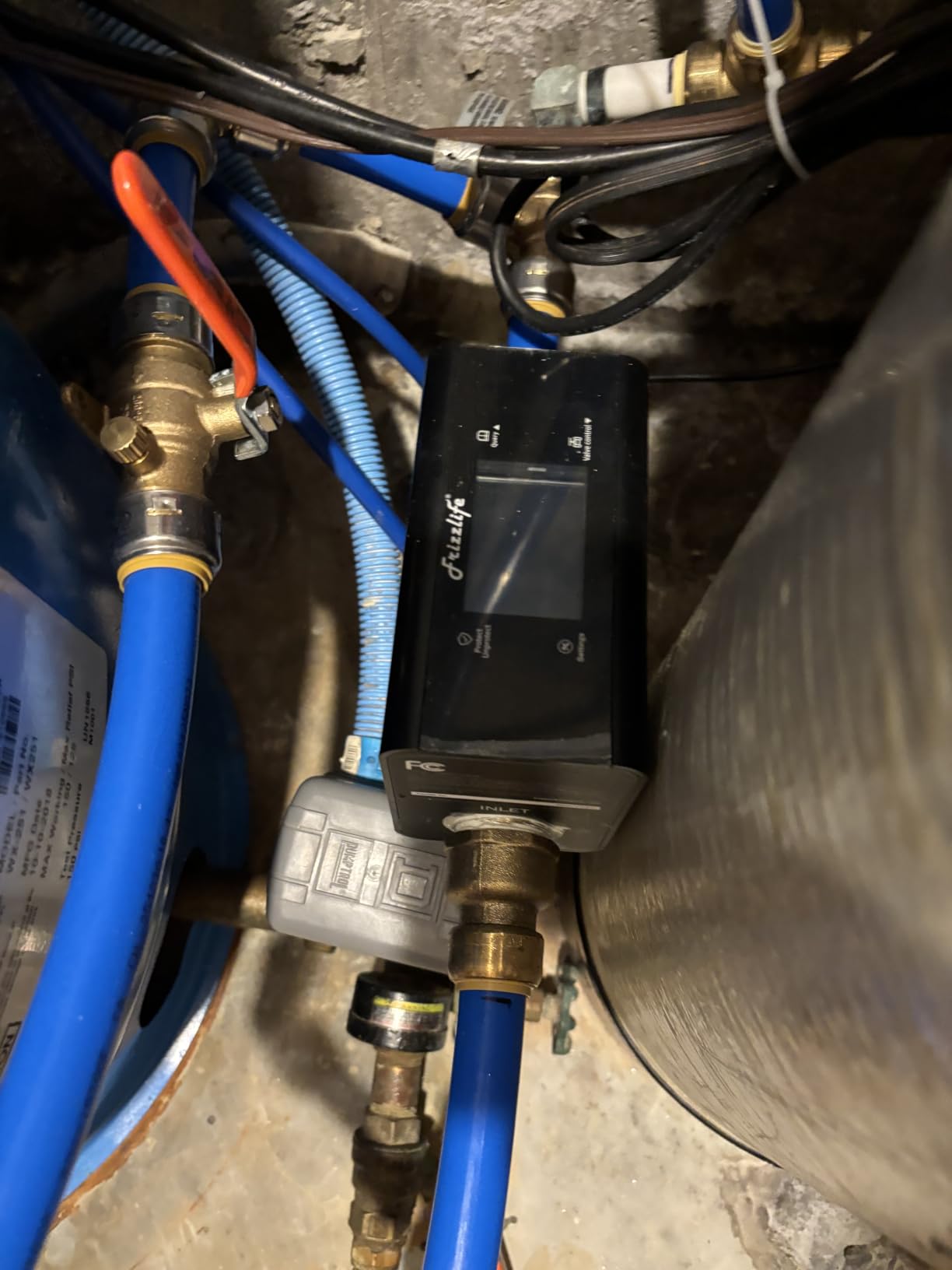 Frizzlife LP365-P Smart Water Monitor and Automatic Shutoff - 0.01 GPM Ultrasonic Micro Leak Detection, Wi-Fi / APP Control, Pressure+Flow Monitoring, 24/7 Water Usage Reports, Fits 3/4