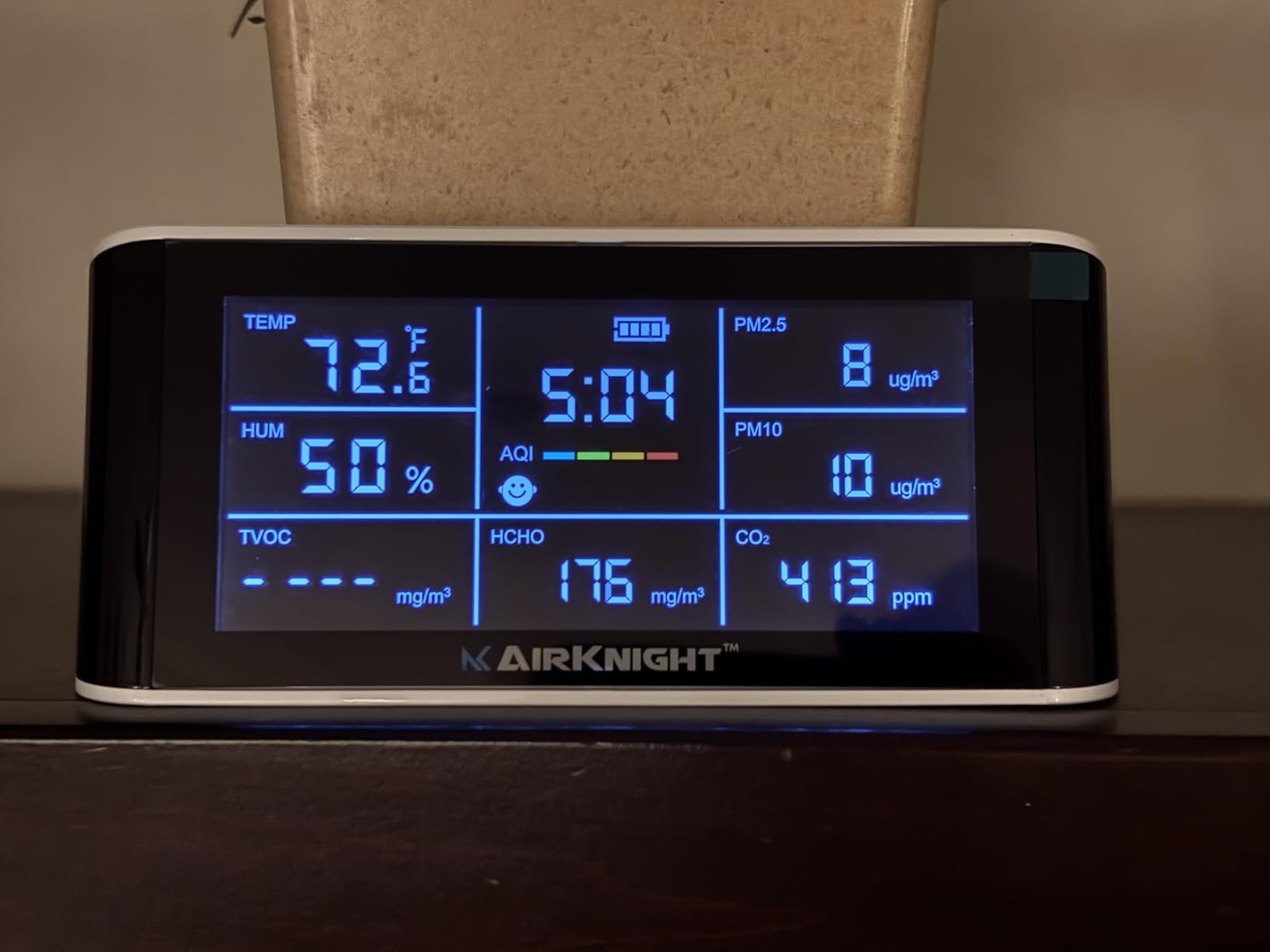 AirKnight Premium Indoor Air Quality Monitor Indoor & Air Quality Sensor. VOC Detector, CO2 Monitor, Formaldehyde Detector customer photo 1
