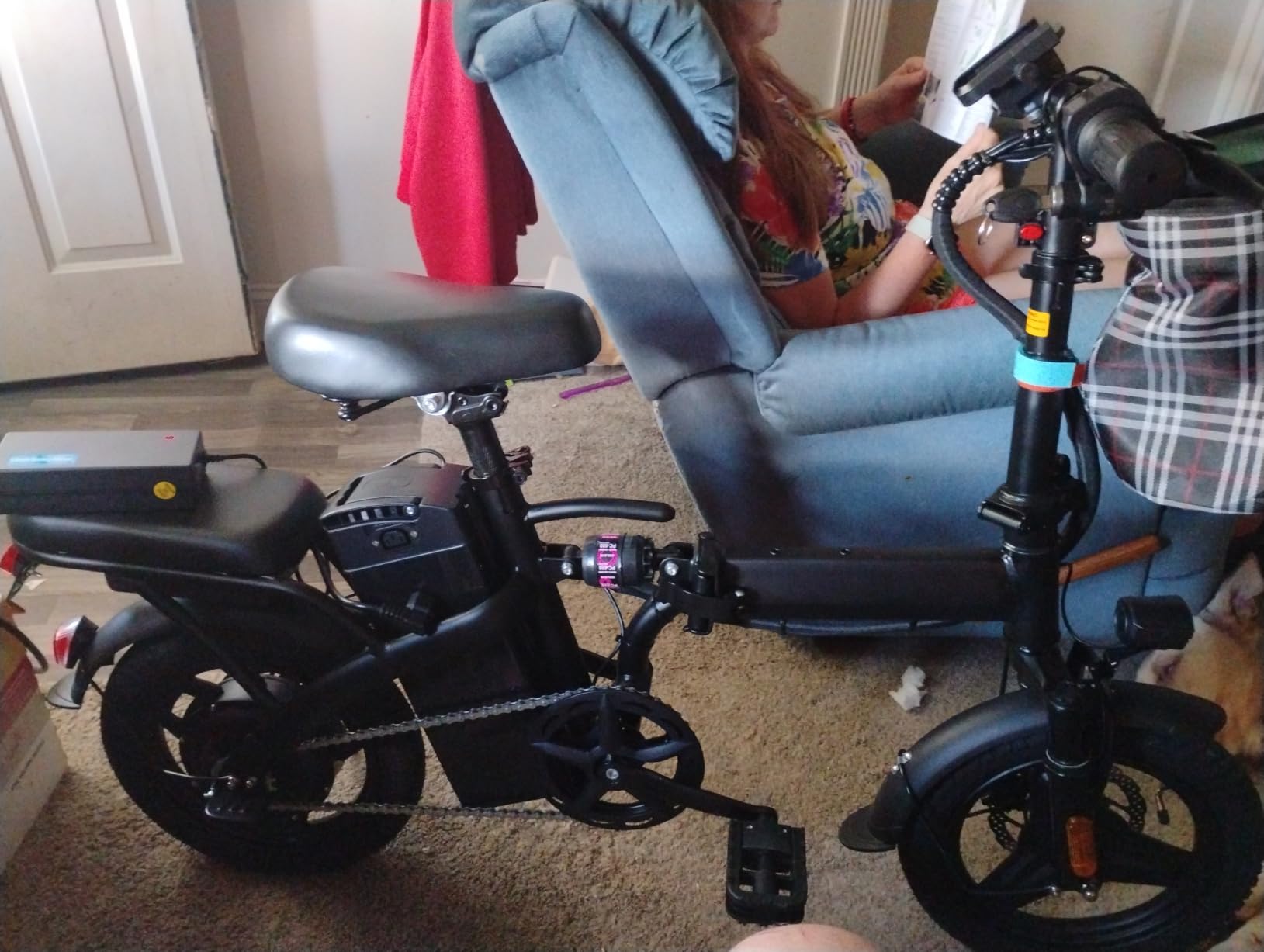 Electric Bike for Adults, 1200W Peak Motor Commuter Ebike, 20-28MPH Speed, 32 Miles Range, Removable Waterproof Battery, Dual Disc Brakes Electric Bicycle, UL 2849 Certified customer photo 2