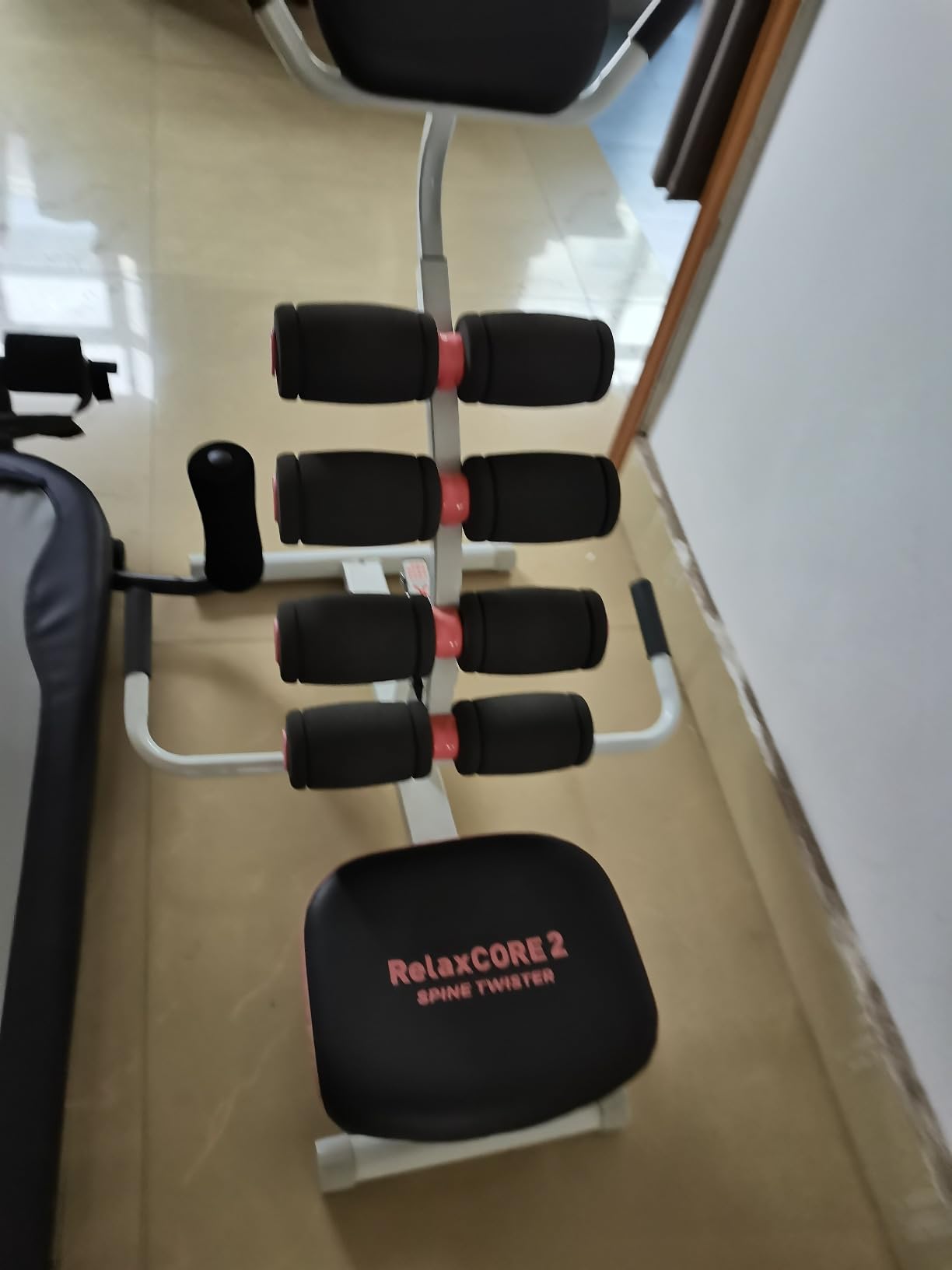 seanleecore Inversion Table for Back Pain Relief - 350lbs Capacity, Improve Posture and Spinal Health customer photo 2