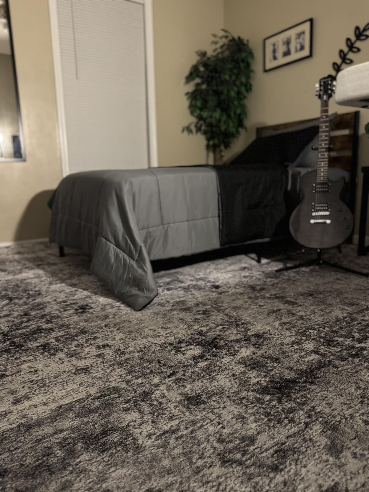 DMOYEST 8x10 Washable Area Rug: Abstract Modern Non-Slip Carpet, Soft Low Pile Indoor Neutral Easy Clean Floor Rugs for Living Room Bedroom Dining Room Kids & Pets - Brown customer photo 2