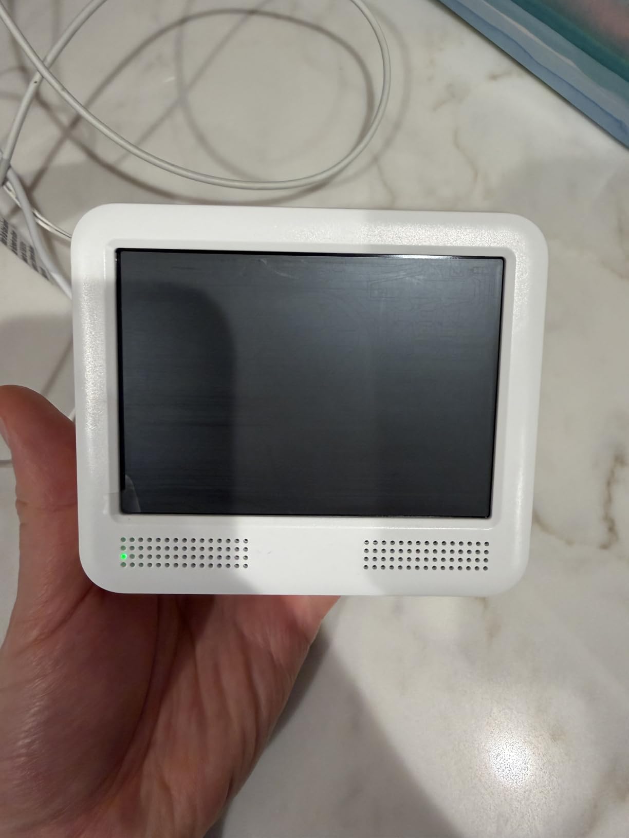 Indoor Air Quality Monitor for Home, CO2 Detector with PM2.5 PM10, Formaldehyde TVOC Sensor, AQI Temperature Humidity Display (Black) customer photo 2
