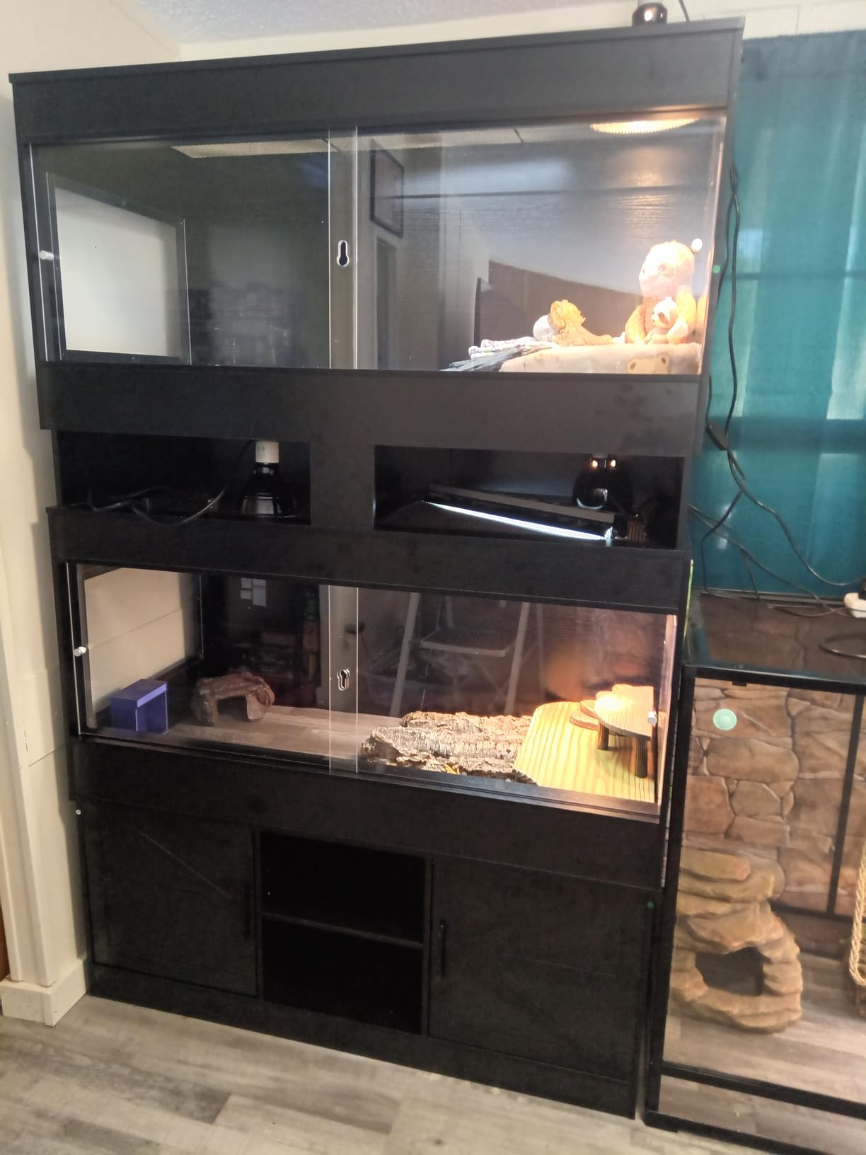 Dual 120 Gallon Reptile Tank with Stand,4x2x2 Reptile Enclosure | Bearded Dragon Tank,Reptile Terrarium with Cabinet,Sliding Doors for Snakes,Lizards,Built-in Power Outlet Black CAGE002B customer photo 1