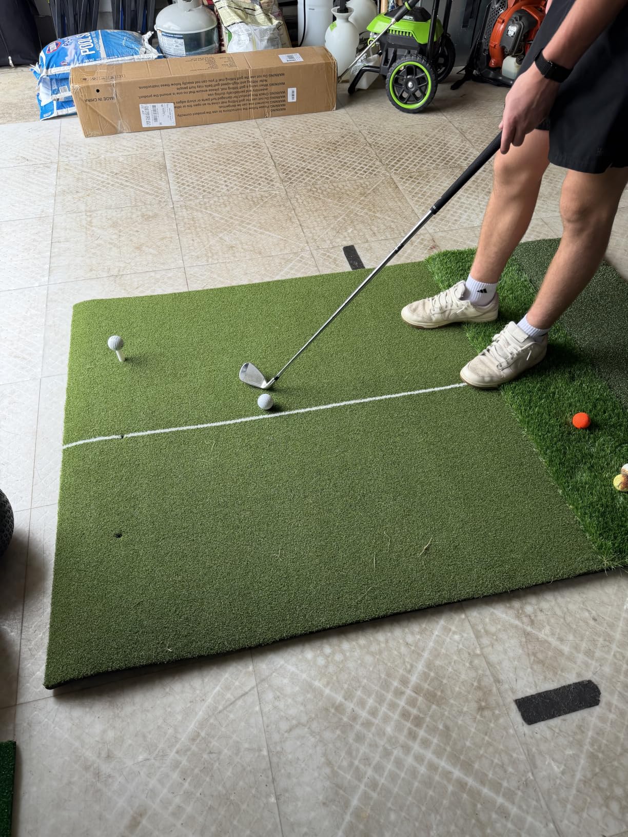 5x4ft & 6x4ft Extra Large Golf Hitting Mat, 26mm Thick Tri-Turf Golf Practice Mat for Indoor Outdoor Training, 3-in-1 Professional Golf Turf for Driving, Chipping & Swinging, Gifts for Him Men Women customer photo 2