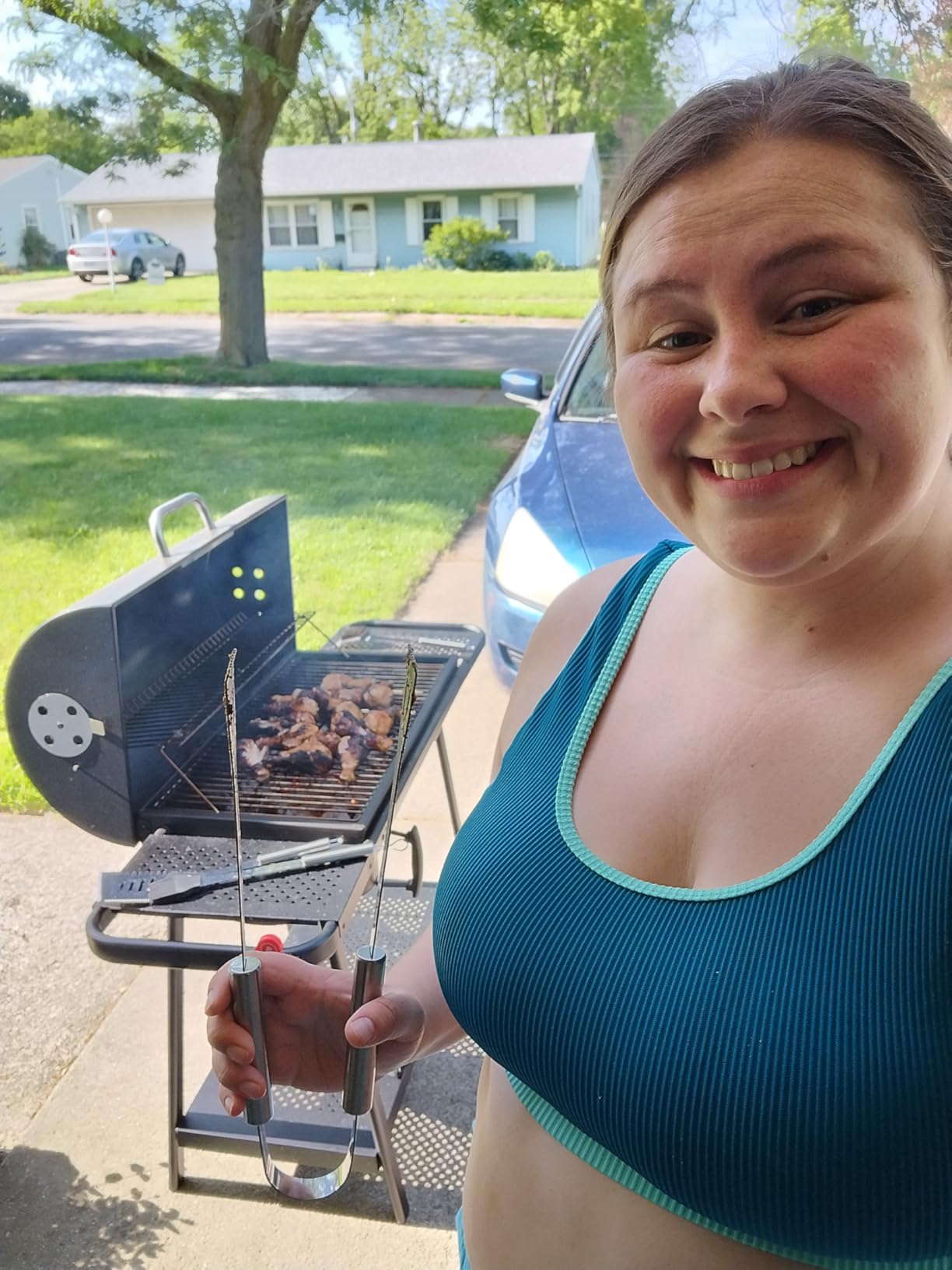 Realcook Charcoal Grill with Offset Smoker: Spacious Barrel Charcoal Grills with 800 Sq. In. Cooking Space customer photo 2