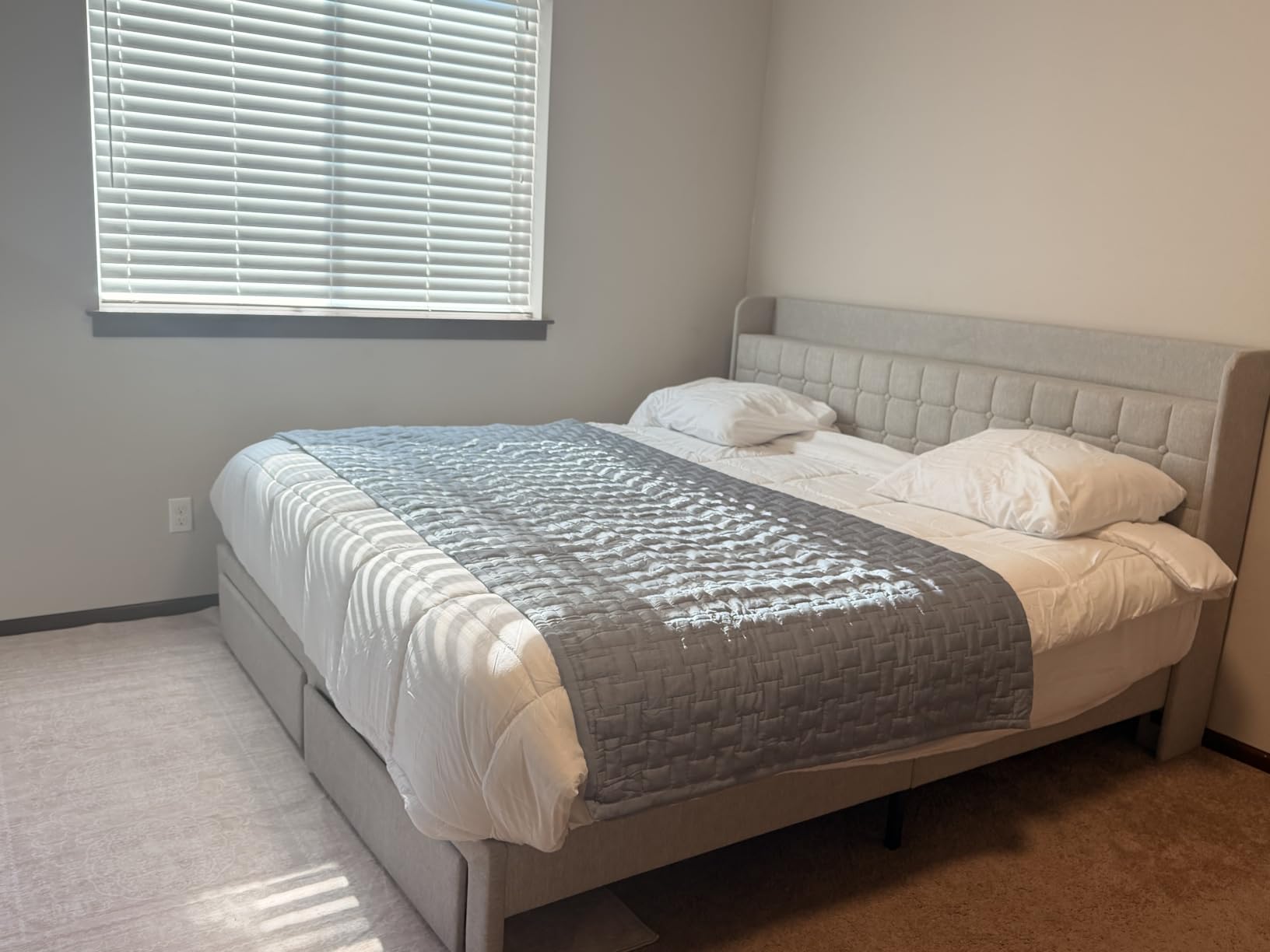 DUMOS King Size Upholstered Platform Bed Frame, King Bed with Storage Drawers and Fabric Headboard, Wooden Slats Support, 1323 lbs Weight Capacity, No Box Spring Needed, Easy Assembly, Gray customer photo 1