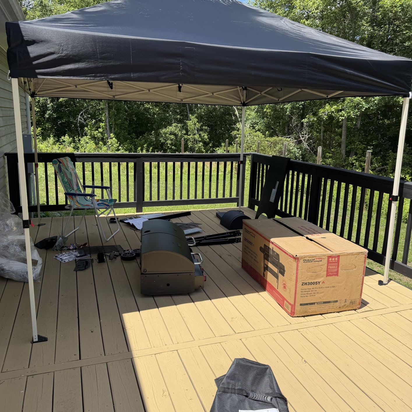 WEIZE 10x10 Pop Up Canopy Tent, 1-Button Push Setup Canopy Tent, Adjustable Height Instant Portable Shelter, Portable Roller Bag, Easy Outdoor Sun Shade for Events, 4 Weight Bags, Black customer photo 2