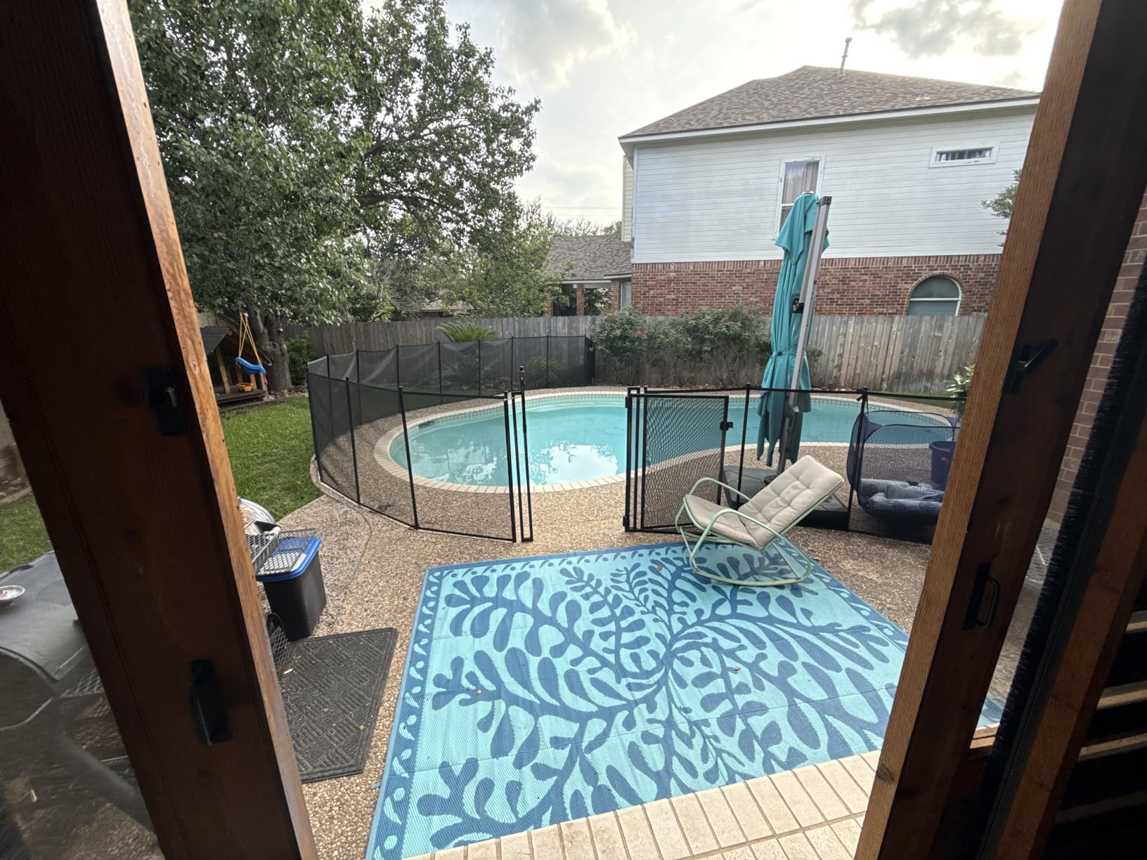 4×12FT Pool Fence, 350gsm Teslin Mesh Pool Safety Fence, Black customer photo 1