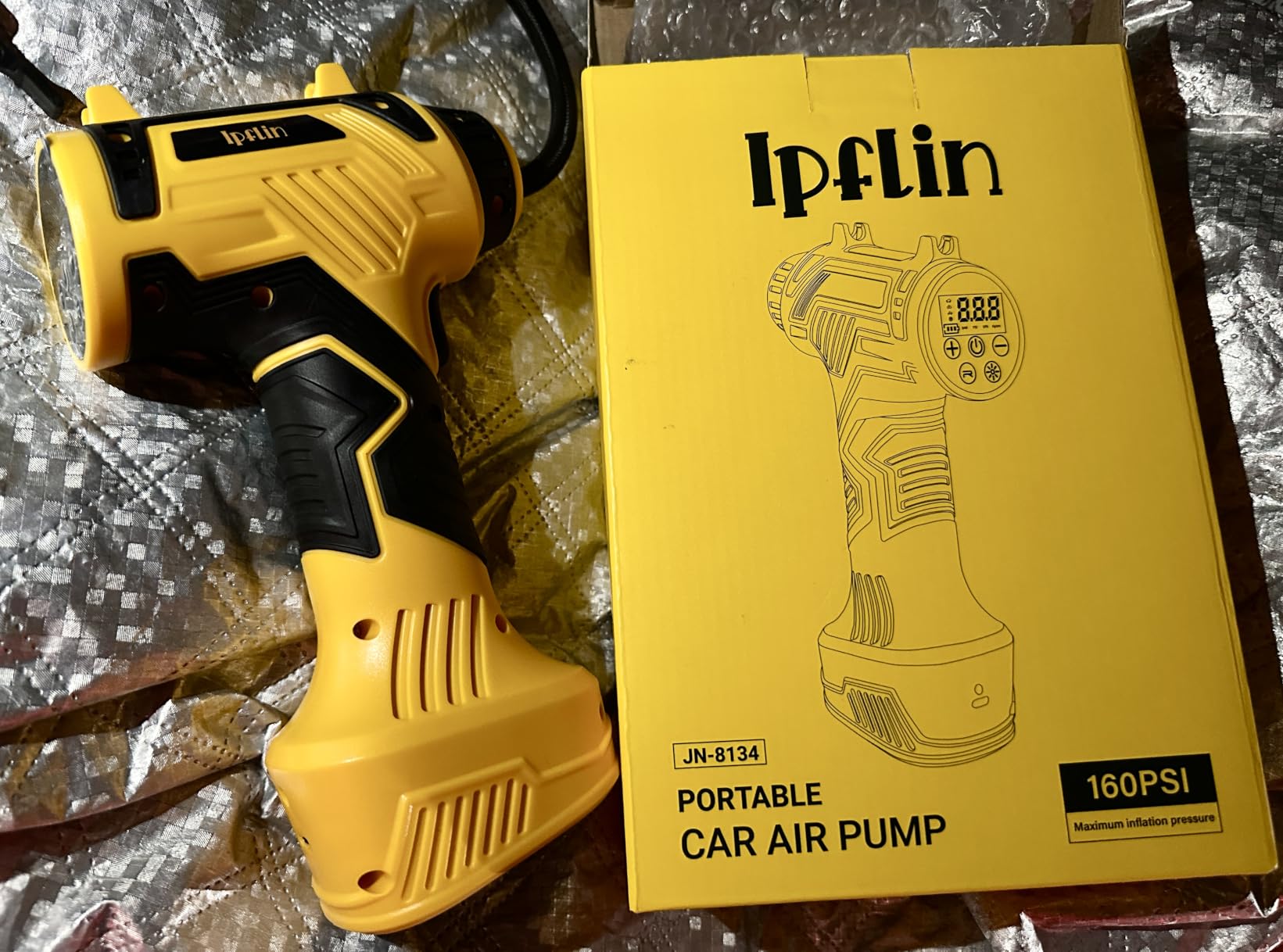 160 PSI Tire Inflator Portable Air Compressor Built-in Battery, Dual Power customer photo 1