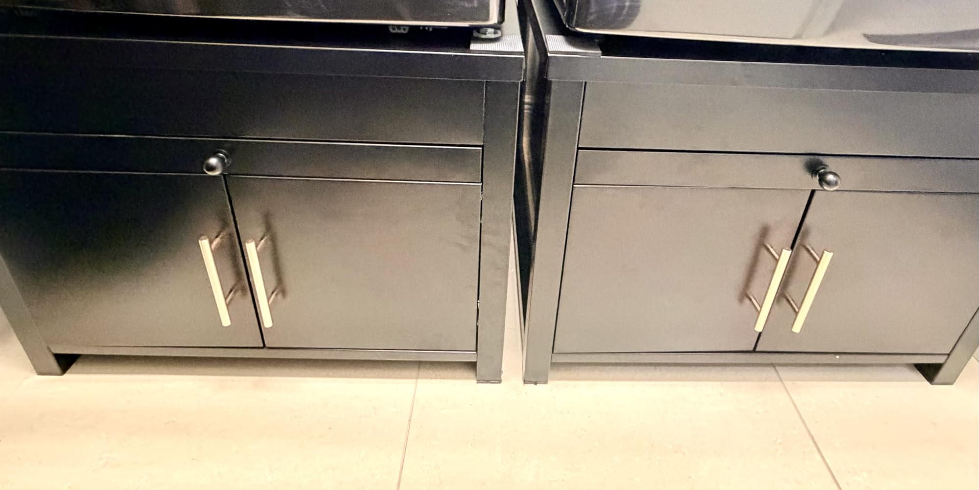 2 Pack Laundry Pedestal for Washer Dryer Stand 700LBS Shock-Proof | with Pull-Out Shelf Hidden Storage Drainage, Heavy Duty Base, White customer photo 2