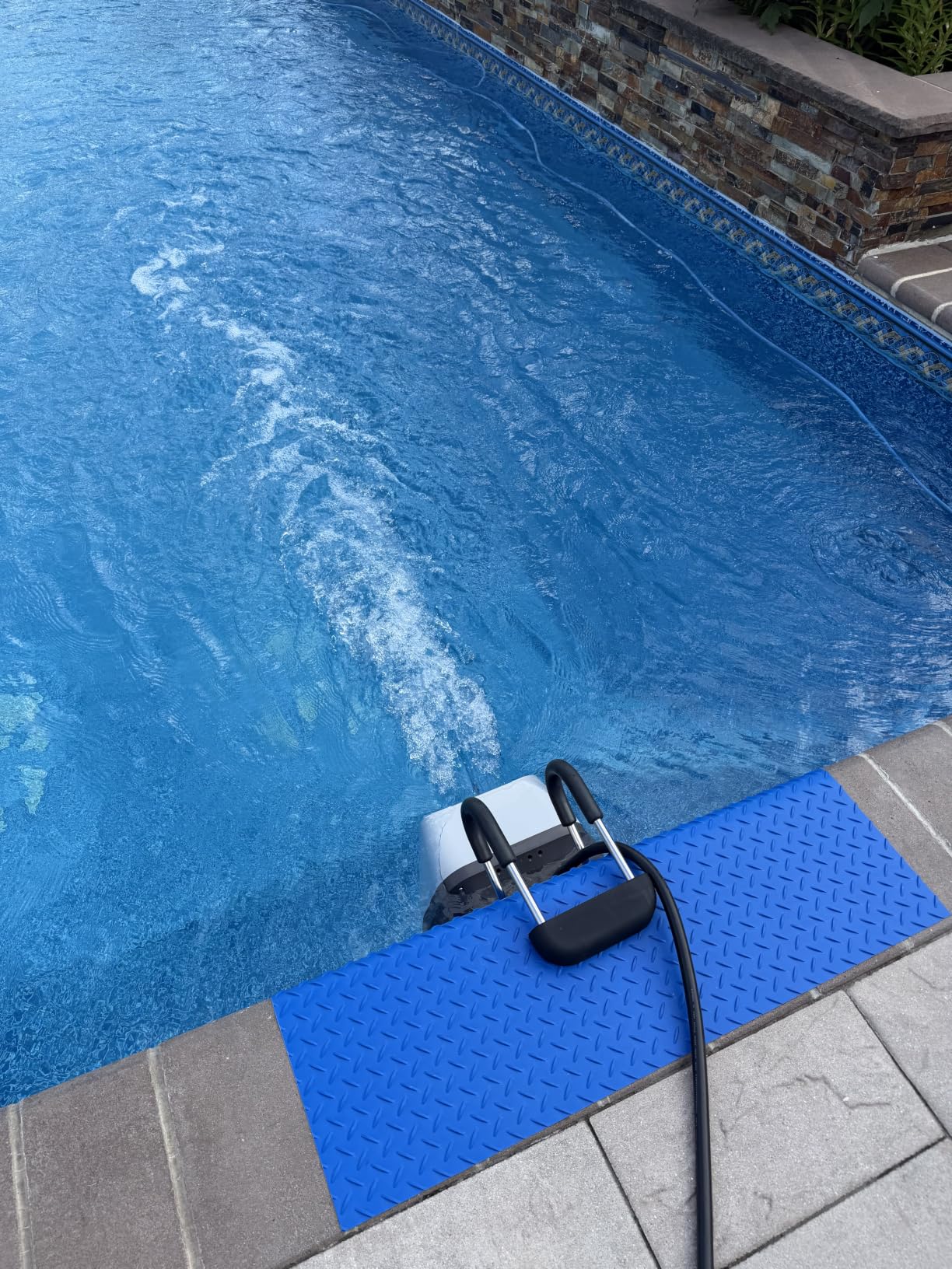 iGarden Swim Jet X 5 for Pool, Swim Current Machine with 5-Gear Adjustable Flow, No Installation, Up to 5h Runtime, App Control, 880GPM Pool Current Generator Training & Fun customer photo 1