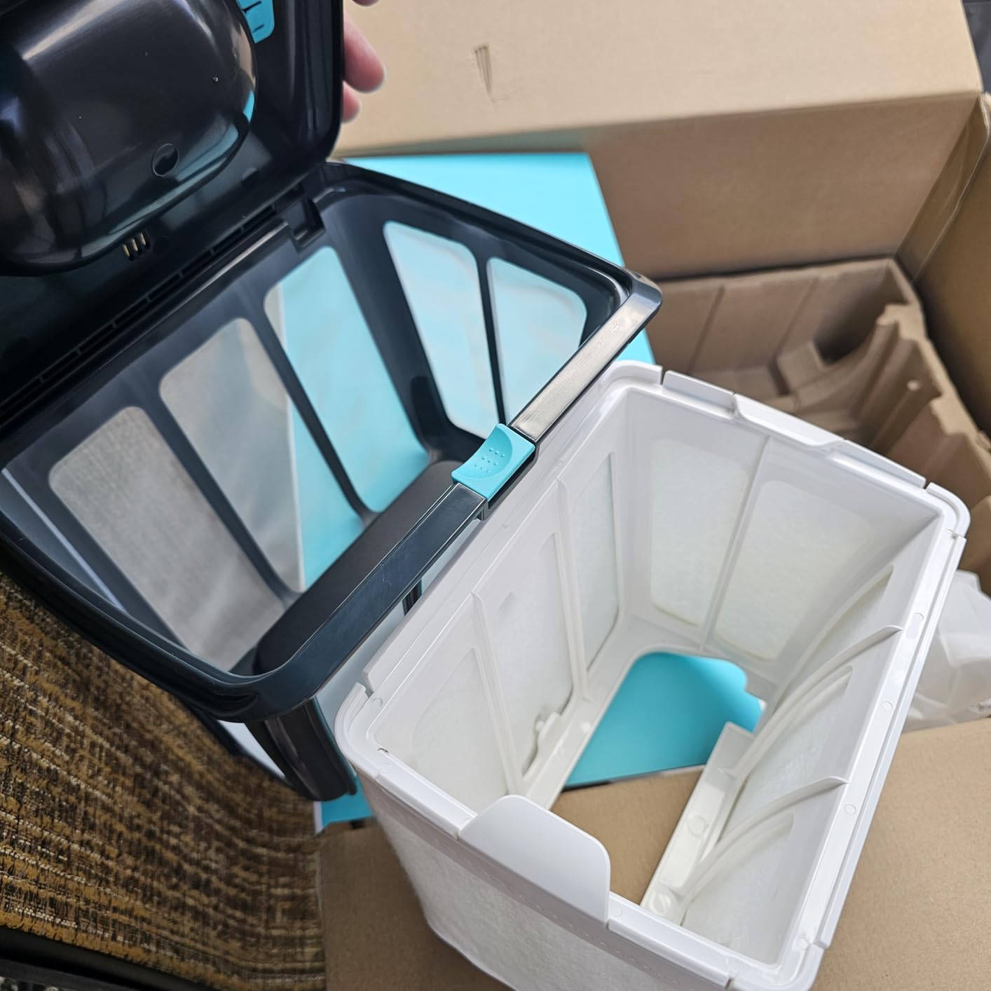 (2026 Upgrade) Aiper Scuba S1 Robotic Pool Cleaner, 270-Min Runtime, Floor,Wall,Waterline,Shallow Area Cleaning, Smarter Navigation, 11 High-Precision Sensors, App Support & Weekly Custom Cleaning-Blue customer photo 1