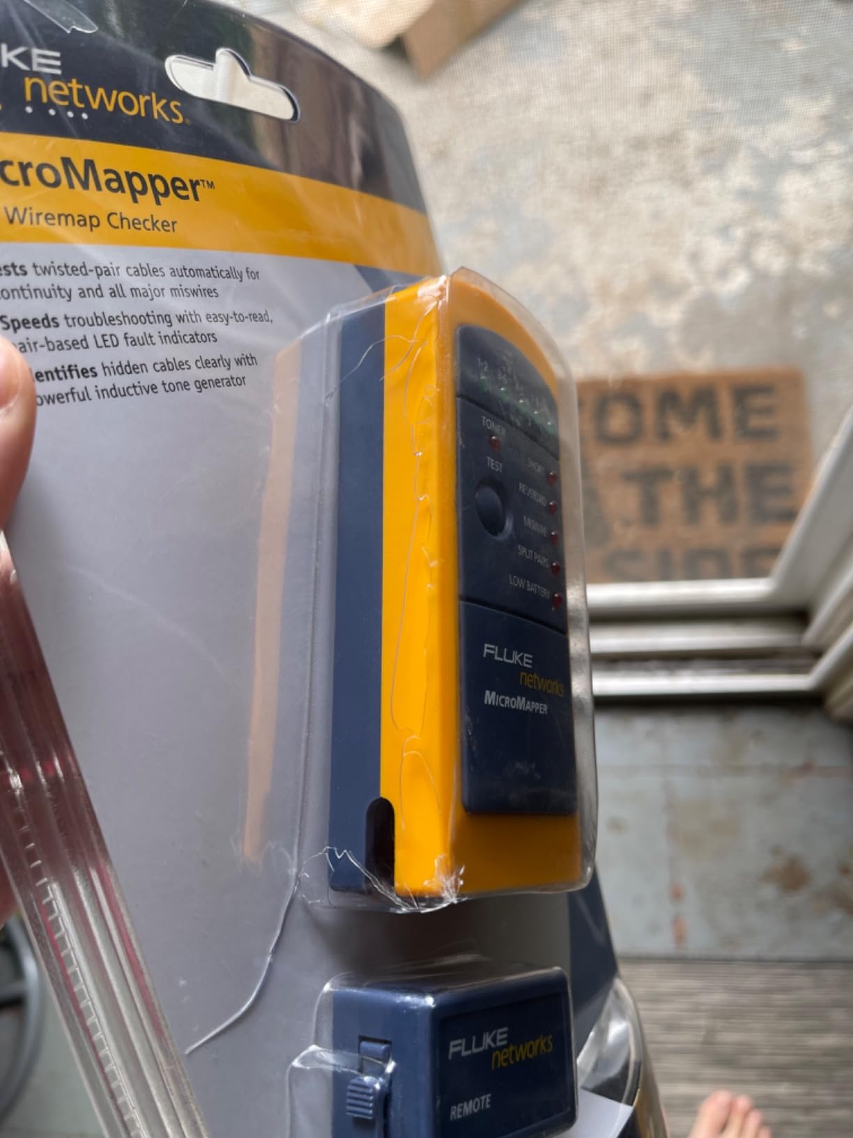 Fluke Networks MT-8200-49A Copper Tester, Grey/Yellow customer photo 1