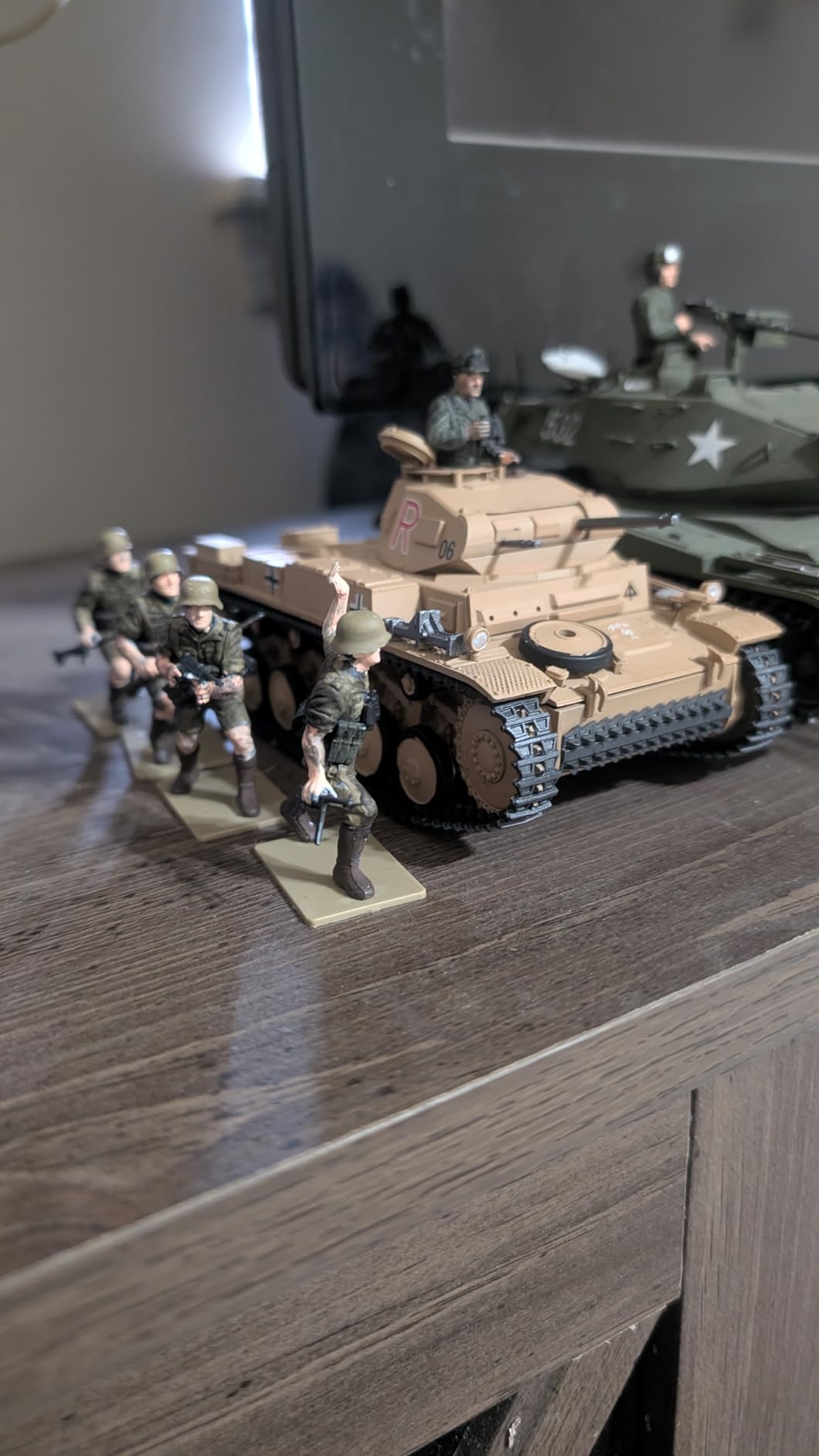TAMIYA 35009 1/35 German PZKPFW II Plastic Model Kit for Unisex Adult customer photo 1