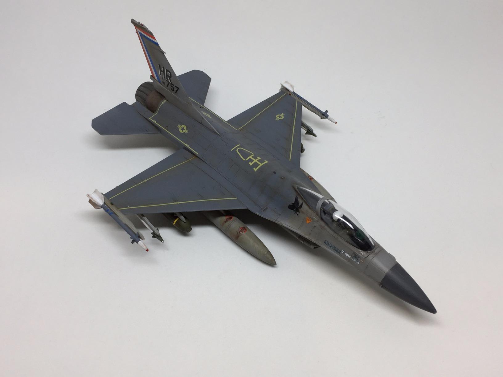 Hasegawa 1/72 F-16A Plus Fighting Falcon customer photo 2