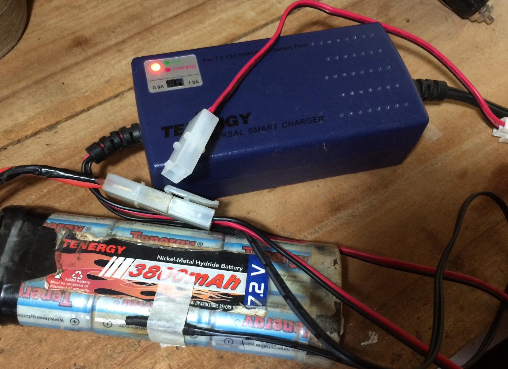 Tenergy Smart Battery Charger for NiMH/NiCd 7.2V-12V 6S-10S Battery Packs, Compatible with Standard Tamiya/Mini Tamiya/Alligator Clip Connector for RC Cars, Airplanes, Airsoft Batteries customer photo 2