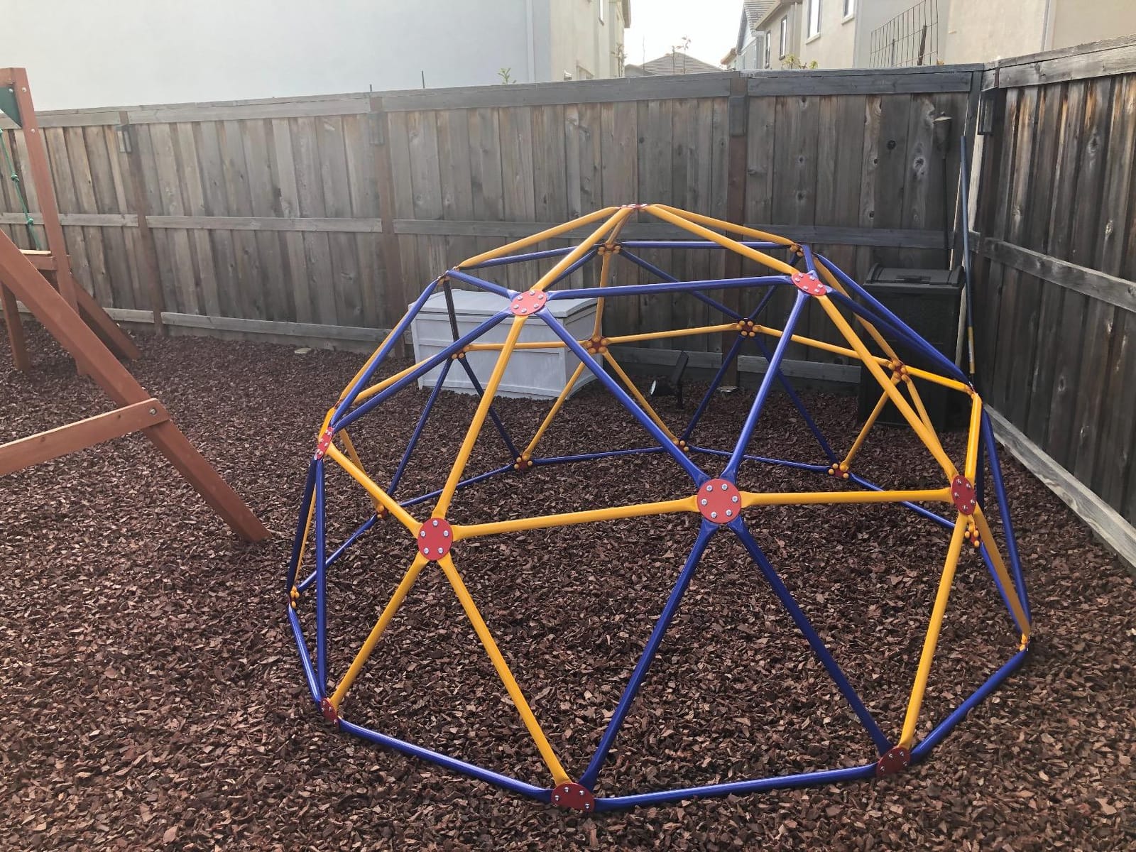 EASY OUTDOOR Space Dome Climber for Kids Backyard Jungle Gym 1000 lb GD-810 customer photo 2