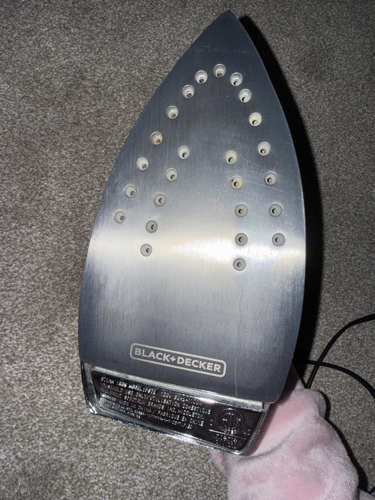 BLACK+DECKER Classic Steam Iron with Aluminum Soleplate customer photo 1