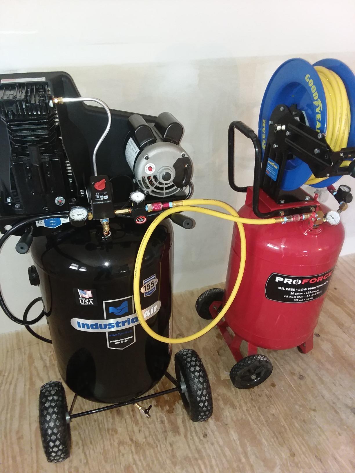 Industrial Air ILA1883054 30-Gallon Belt Driven Air Compressor customer photo 2