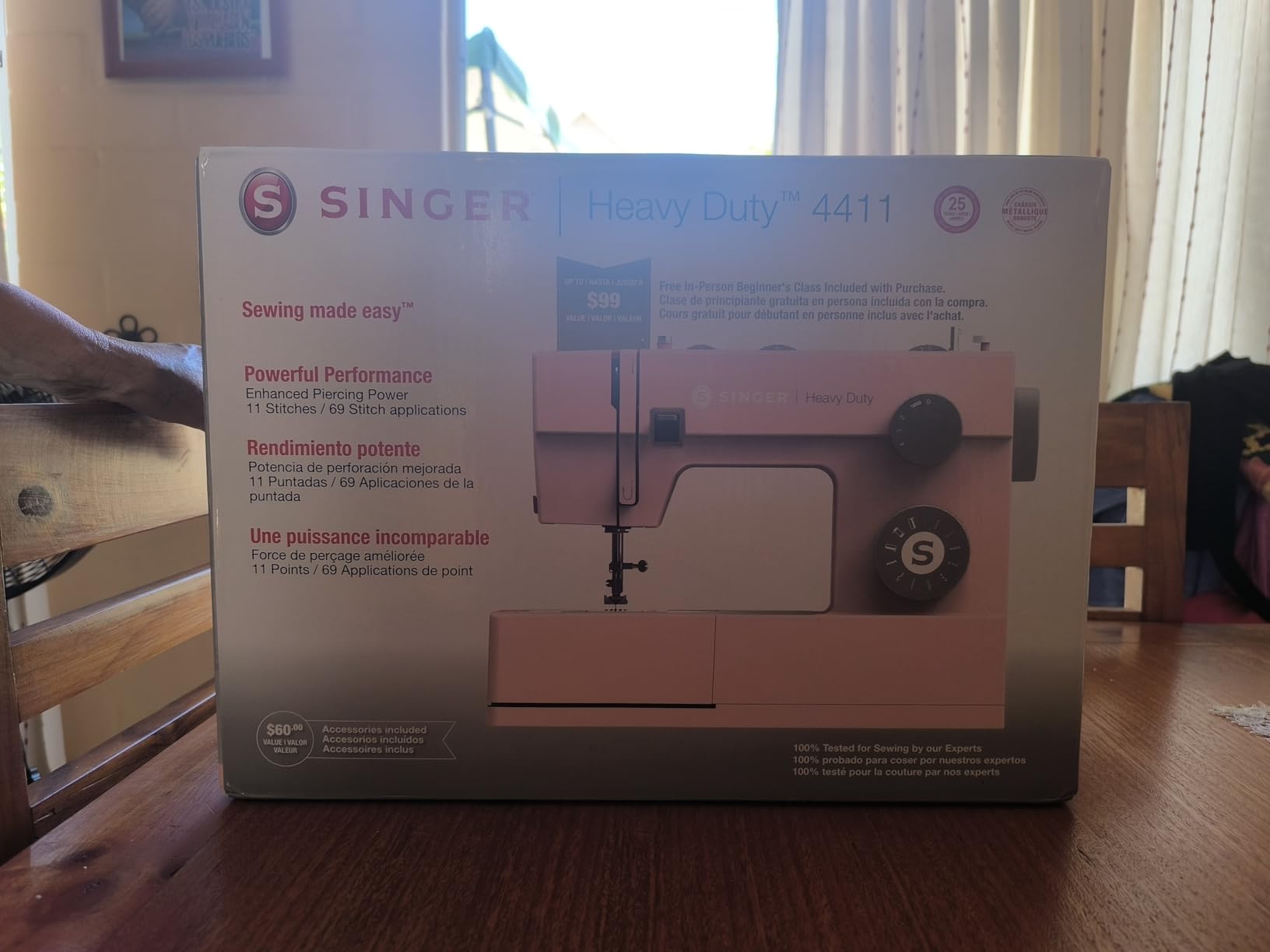 SINGER 4411 Heavy Duty Sewing Machine with Accessories, 11 Built-in Stitches, Metal Frame, 1100 Stitches/Min customer photo 2