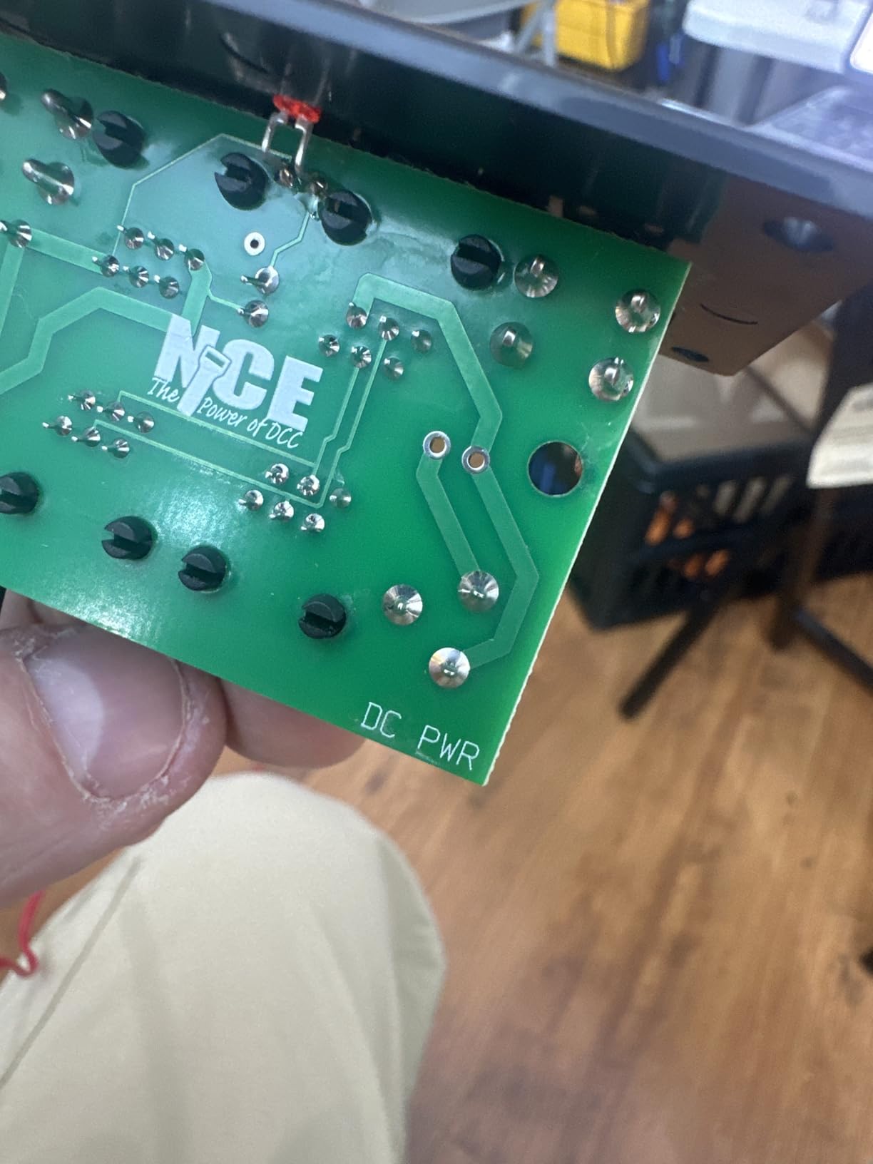 NCE Power Cab DCC Starter Set NCE5240025 customer photo 2