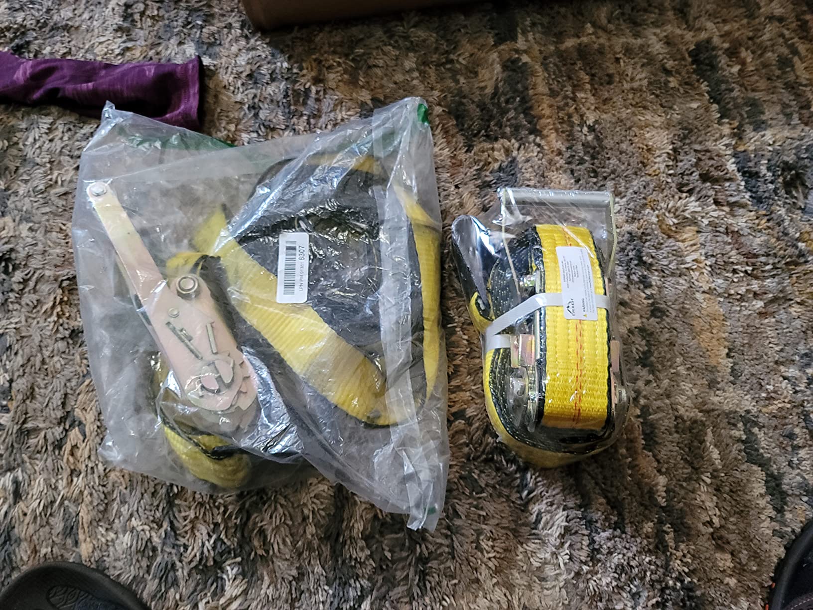 Everest - S1022 Premium Ratchet Tie Down 1 PK 2 IN. X 27 FT 3333 LBS. Working Load 10000 LBS. Break Strength Flat-Hook Cargo Straps - Moving Appliances and Equipment - Vibrant Everest Yellow customer photo 2