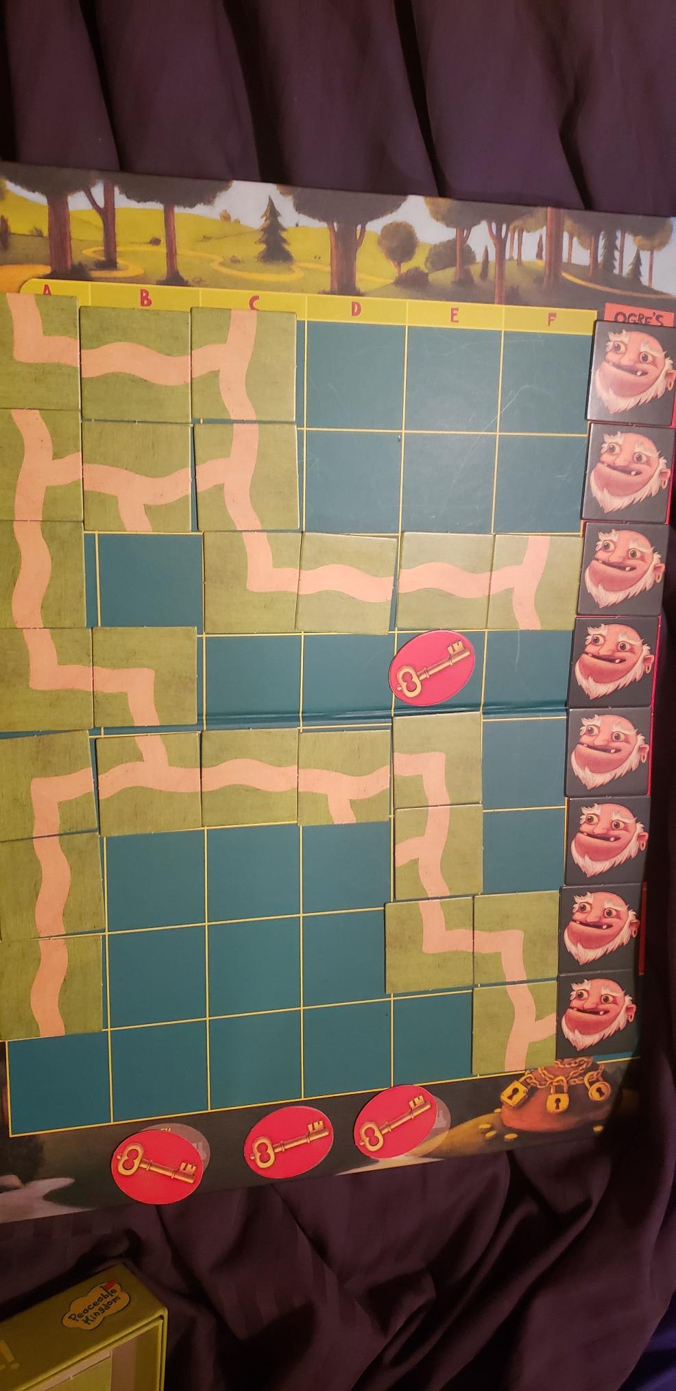 Peaceable Kingdom Race to the Treasure! Cooperative Path Building Game for 2 to 4 Kids Ages 5+ customer photo 2