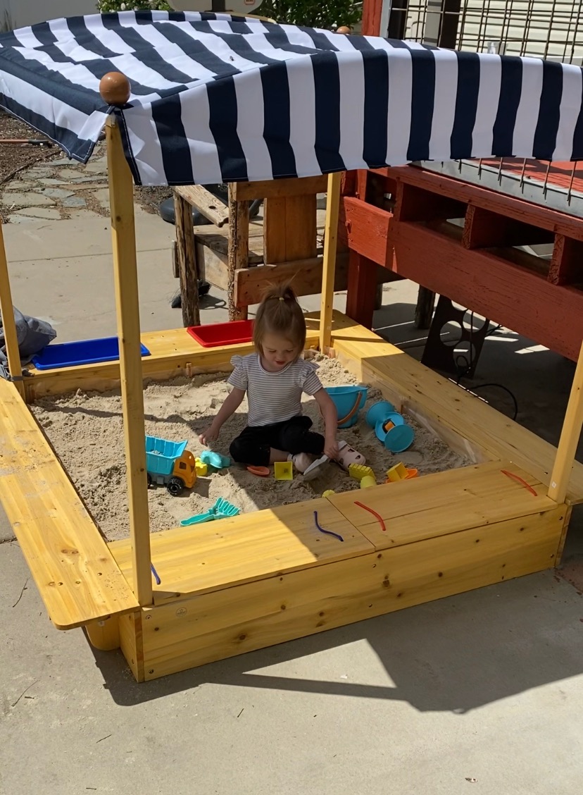 KidKraft Outdoor Covered Wooden Sandbox with Bins and Striped Canvas Canopy, Kids' Outdoor Furniture, Navy & White, Gift for Ages 2-8, Natural, 58.7 x 57.8 x 52, 00165 customer photo 2