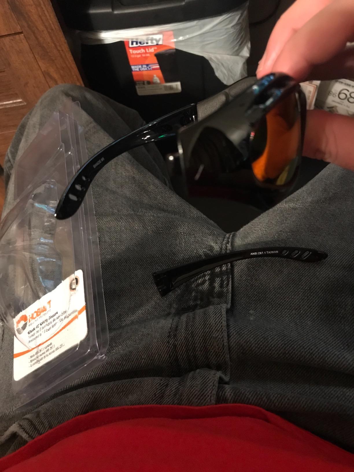 Hobart 770726 Shade 5, Mirrored Lens Safety Glasses, Black | Mirrored shade 5 polycarbonate lens; shatterproof and scratch-resistant; meets ANSI Z87.1 customer photo 1