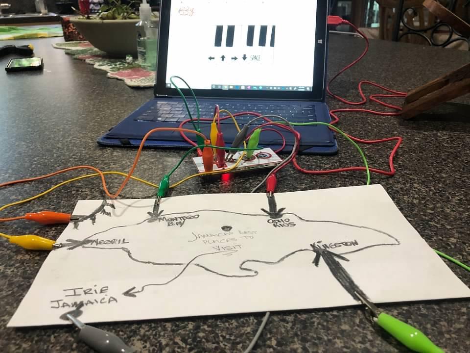 Makey Makey STEM Kit from Joylabz, Educational Science Kits, 1000s of Engineering and Computer Coding Activities, Hands-on Technology Learning Fun, Engineering Kits for Kids, STEM Kits customer photo 1