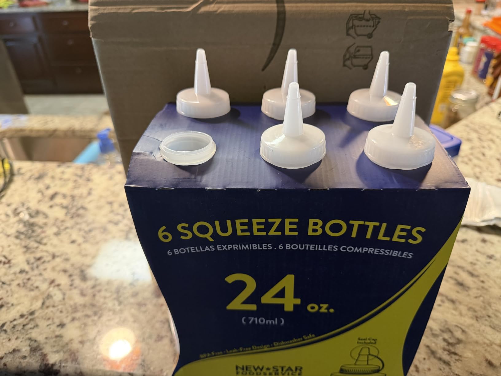 New Star Restaurant Quality Plastic Squeeze Bottle, 12-Ounce, Set of 6, Clear customer photo 1