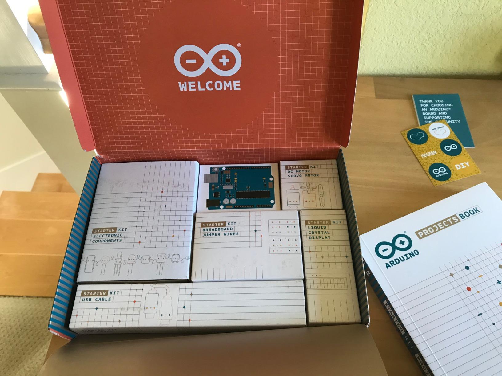 Official Arduino Starter Kit [K000007] - 12 DIY Projects with Electronic Components & English Projects Book - Original Kit from Italy customer photo 1