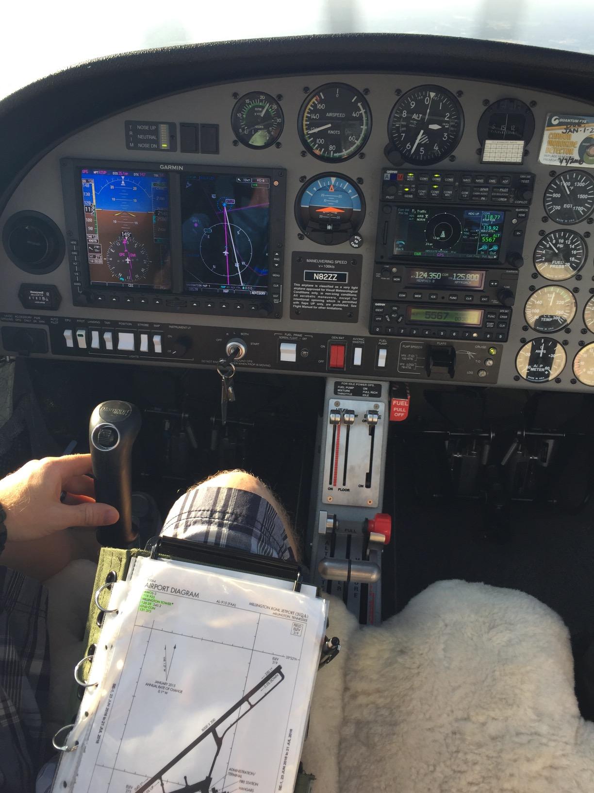 FlyBoys Classic Aviation Kneeboard, Pilot Leg Strap, Flex Clipboard, Green customer photo 2