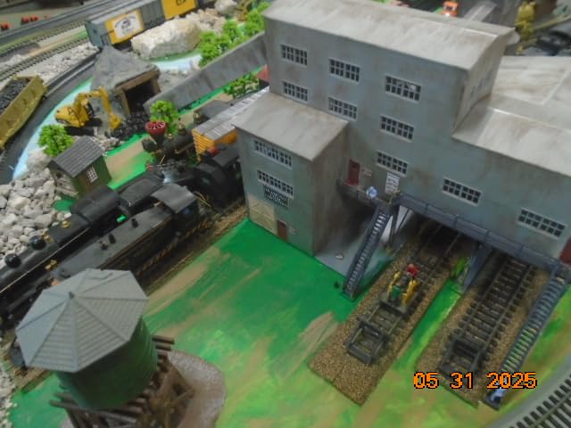 Walthers Cornerstone Diamond Coal Corporation 933-4046 HO Scale Model Railroad - Structure Kit customer photo 2