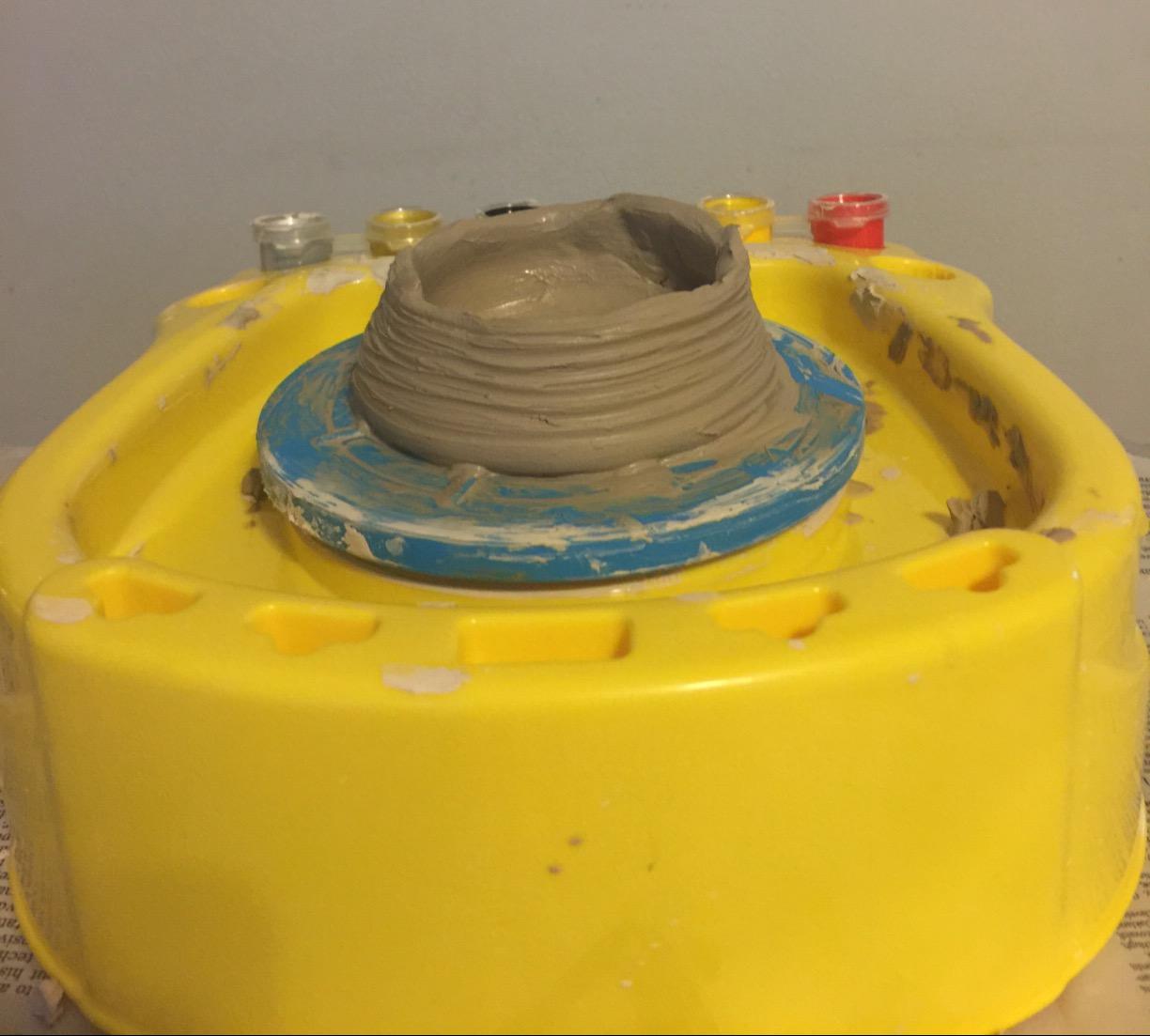 Faber-Castell Pottery Studio: Create Your Own Pottery Designs with Kid-Friendly Pottery Wheel, Air-Dry Clay, Paints, Sculpting Tools & Step-by-Step Instructions for Kids (Ages 8+) customer photo 2